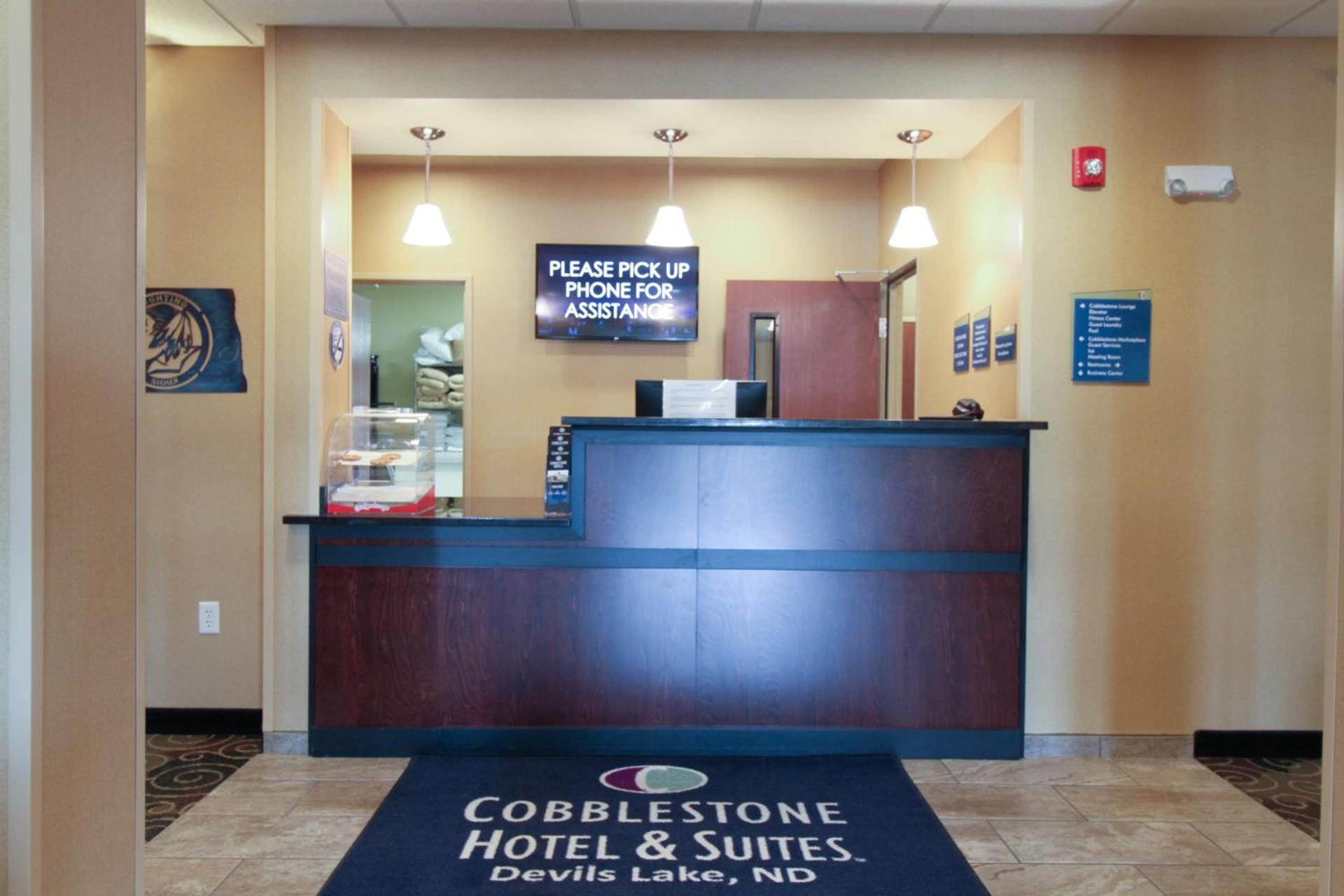 Cobblestone Hotel & Suites - Devils Lake photo 26