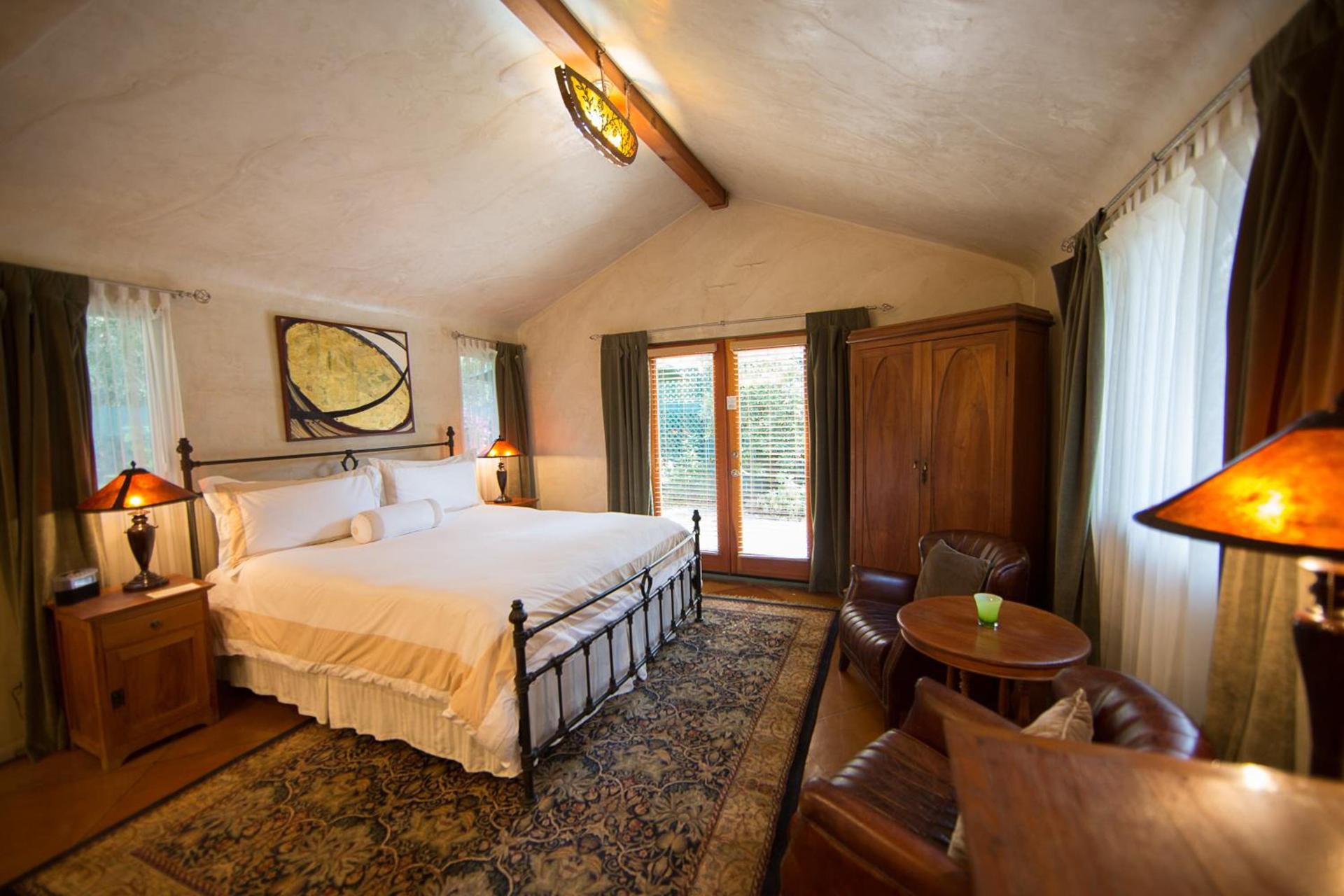 The Emerald Iguana Inn photo 11