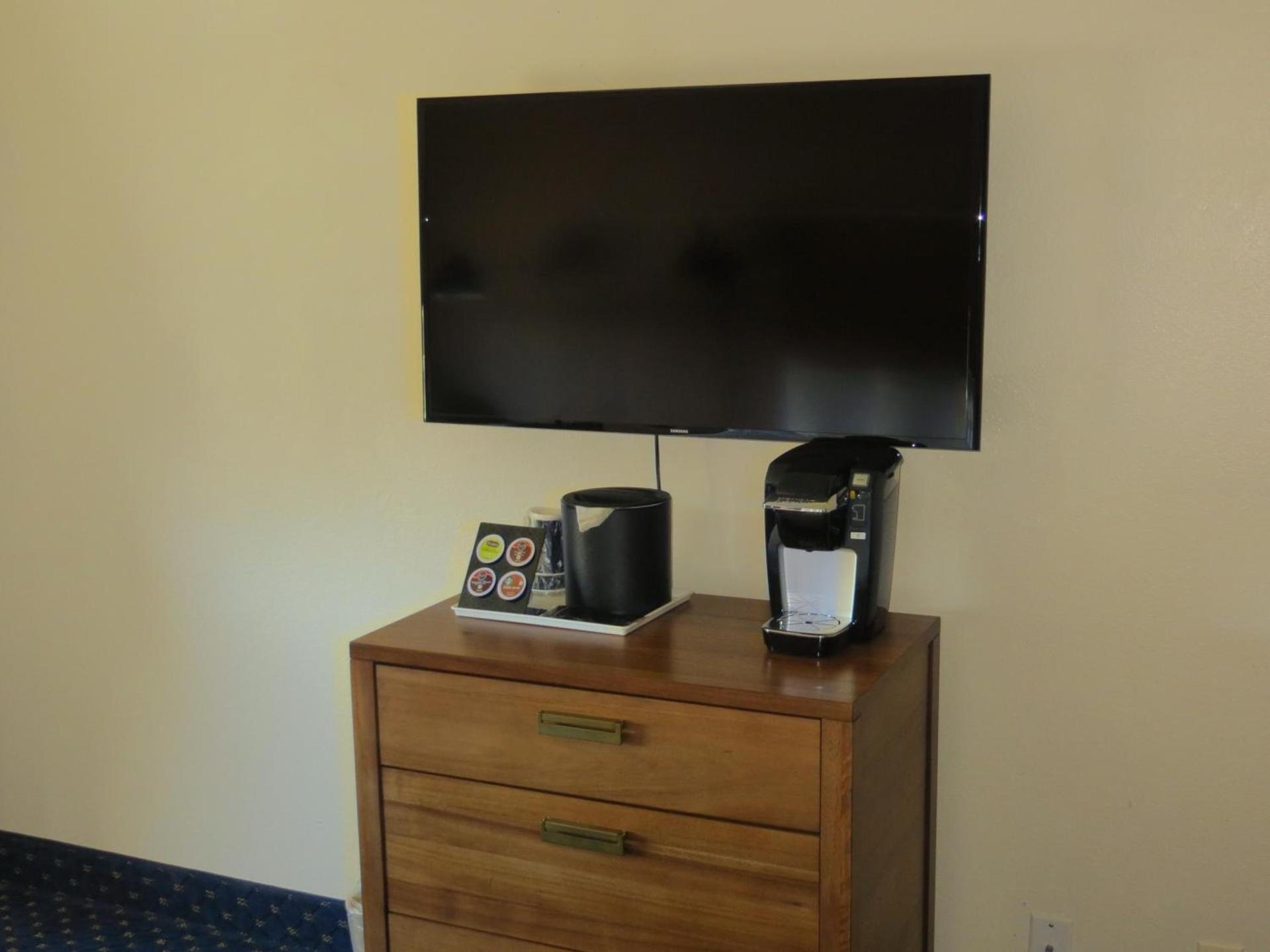 Hotel Focus SFO photo 28