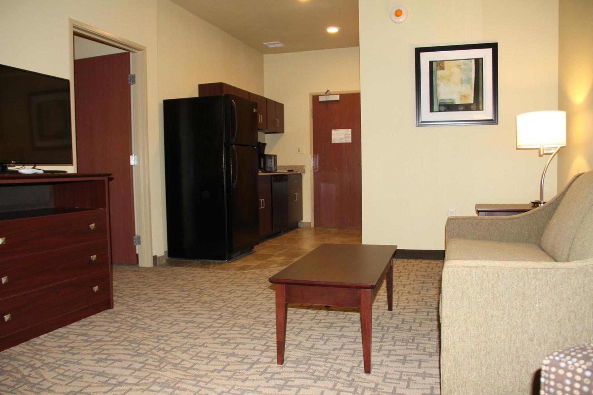 Cobblestone Hotel & Suites - Devils Lake photo 41