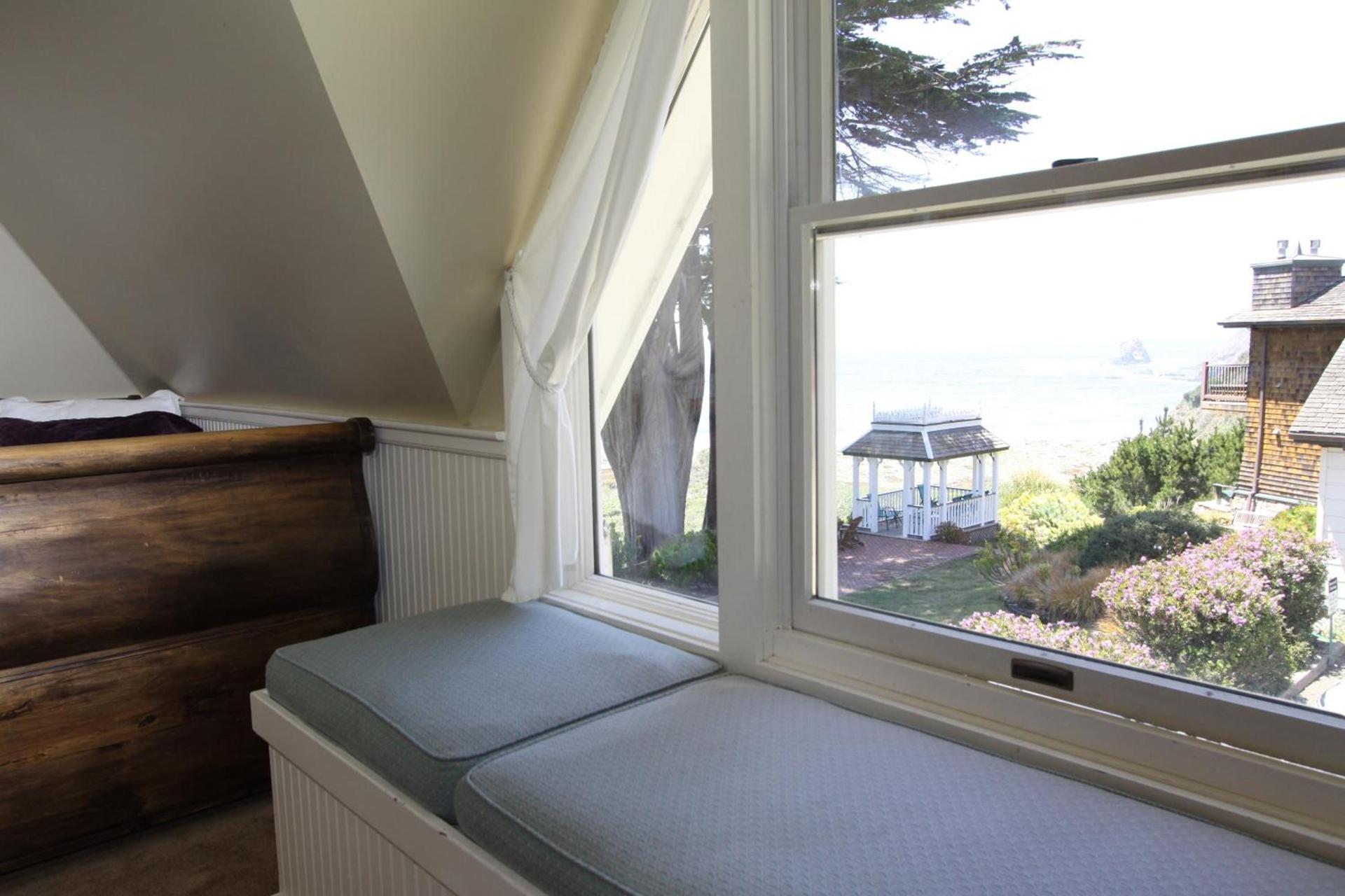 Elk Cove Inn & Spa photo 5