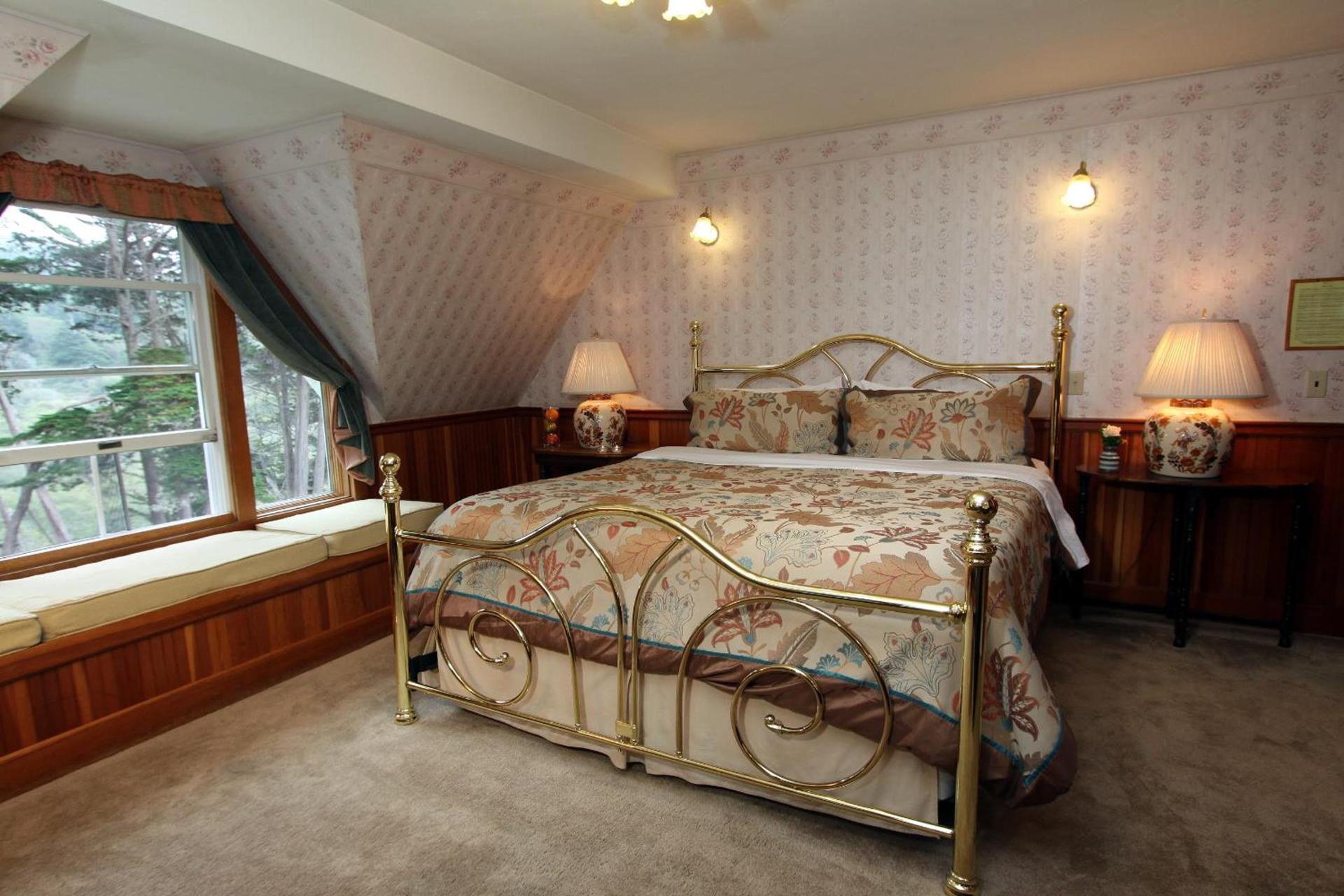 Elk Cove Inn & Spa photo 14