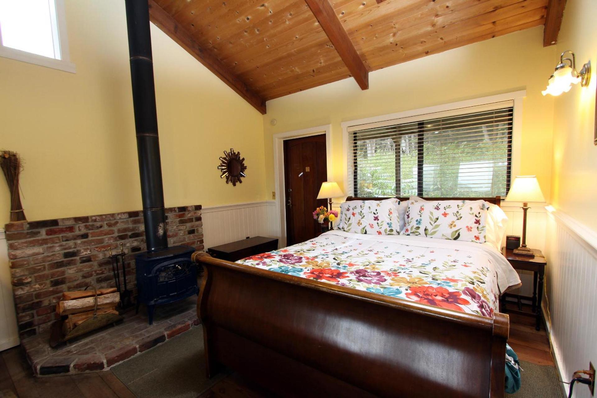 Elk Cove Inn & Spa photo 36