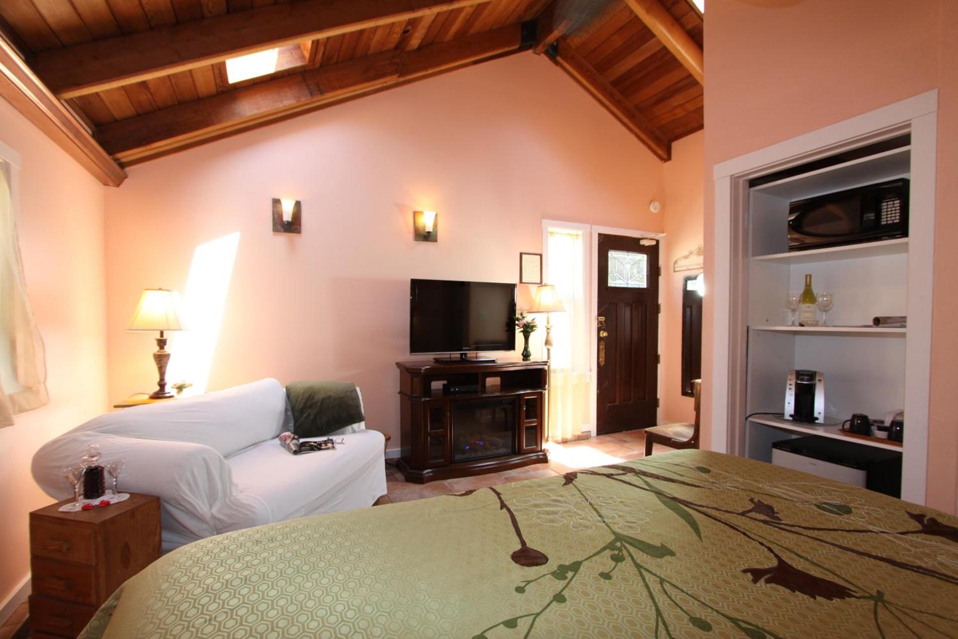 Elk Cove Inn & Spa photo 45