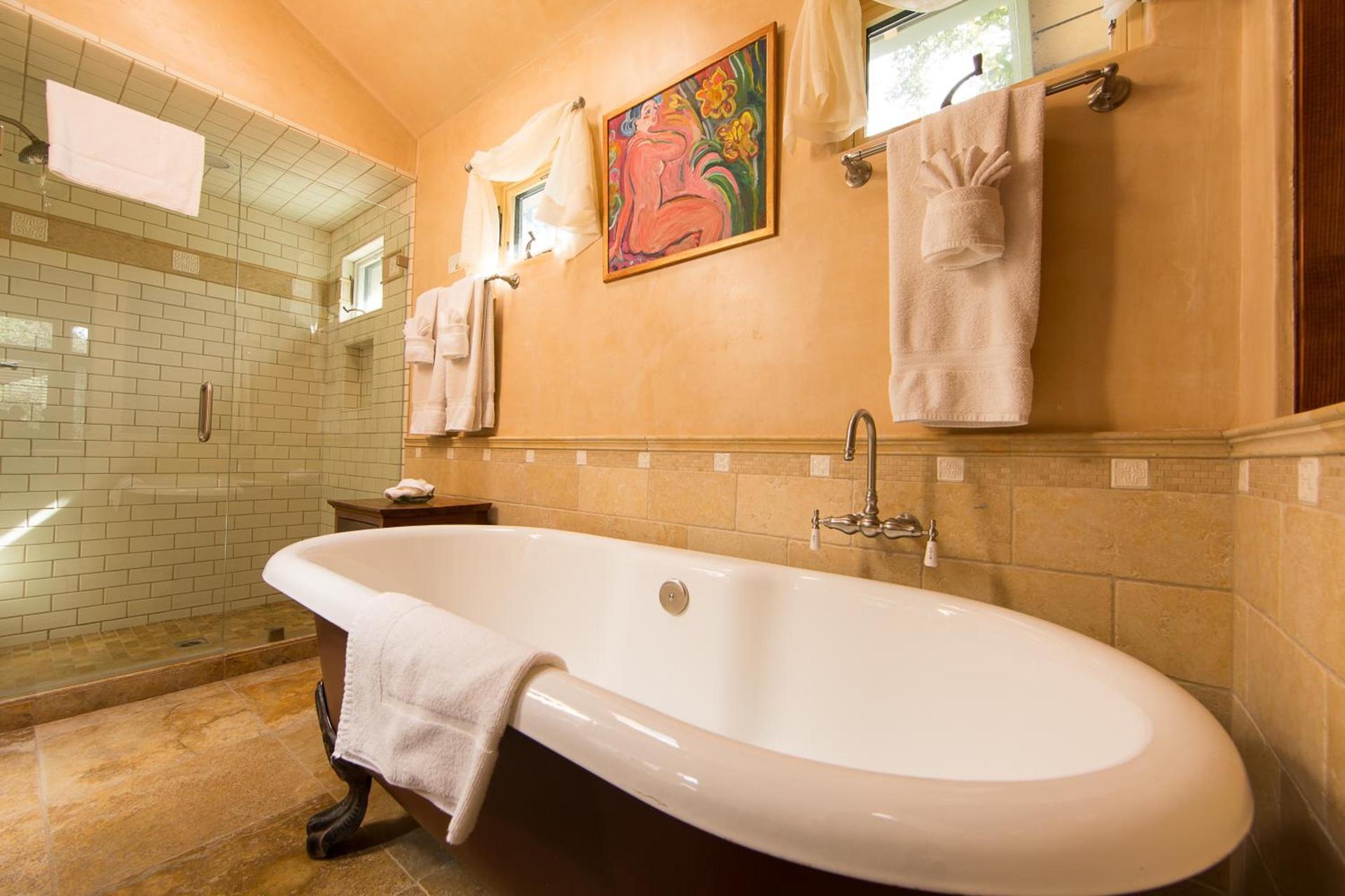 The Emerald Iguana Inn photo 24