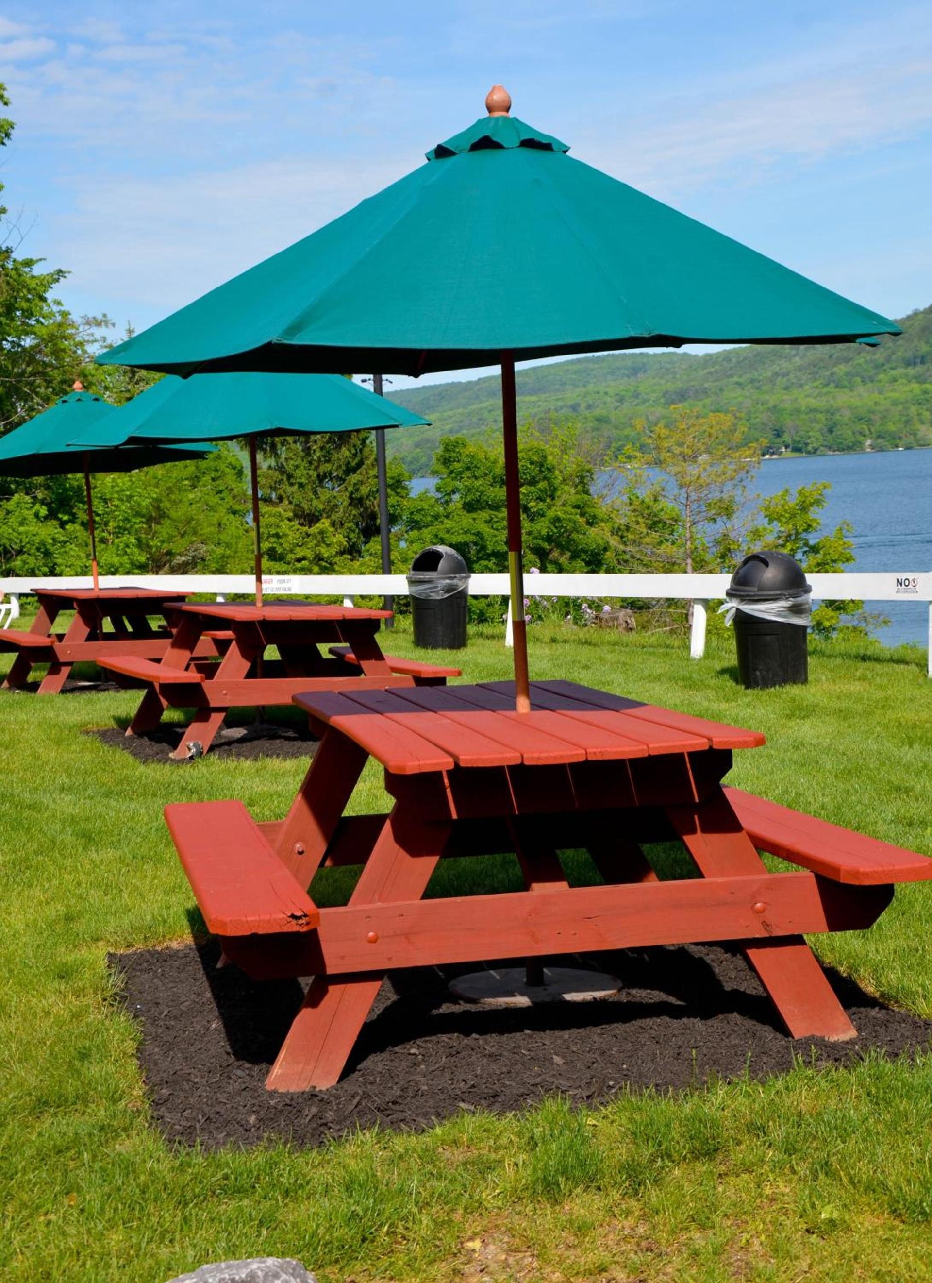Lake View Motel photo 57