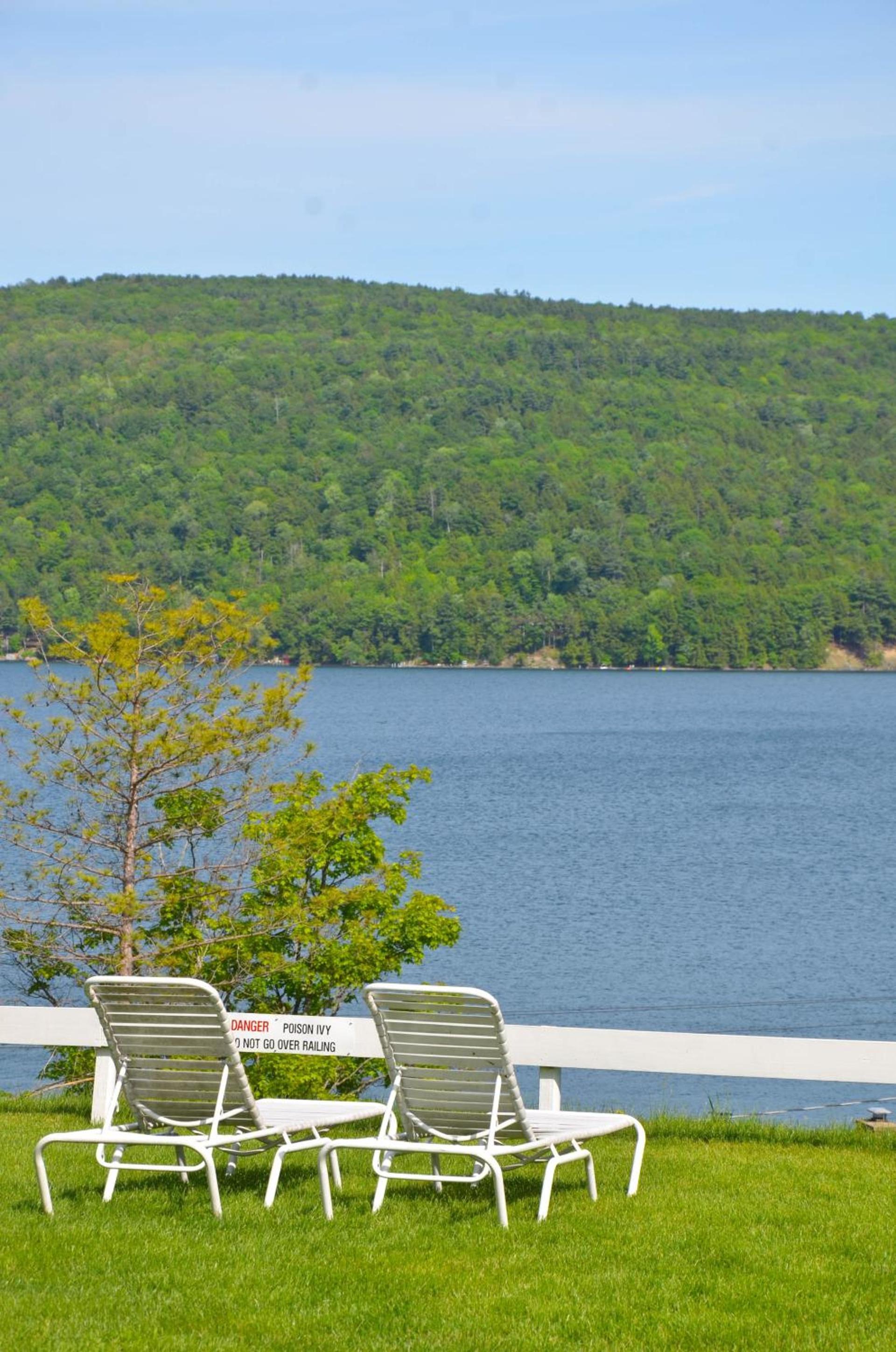 Lake View Motel photo 56