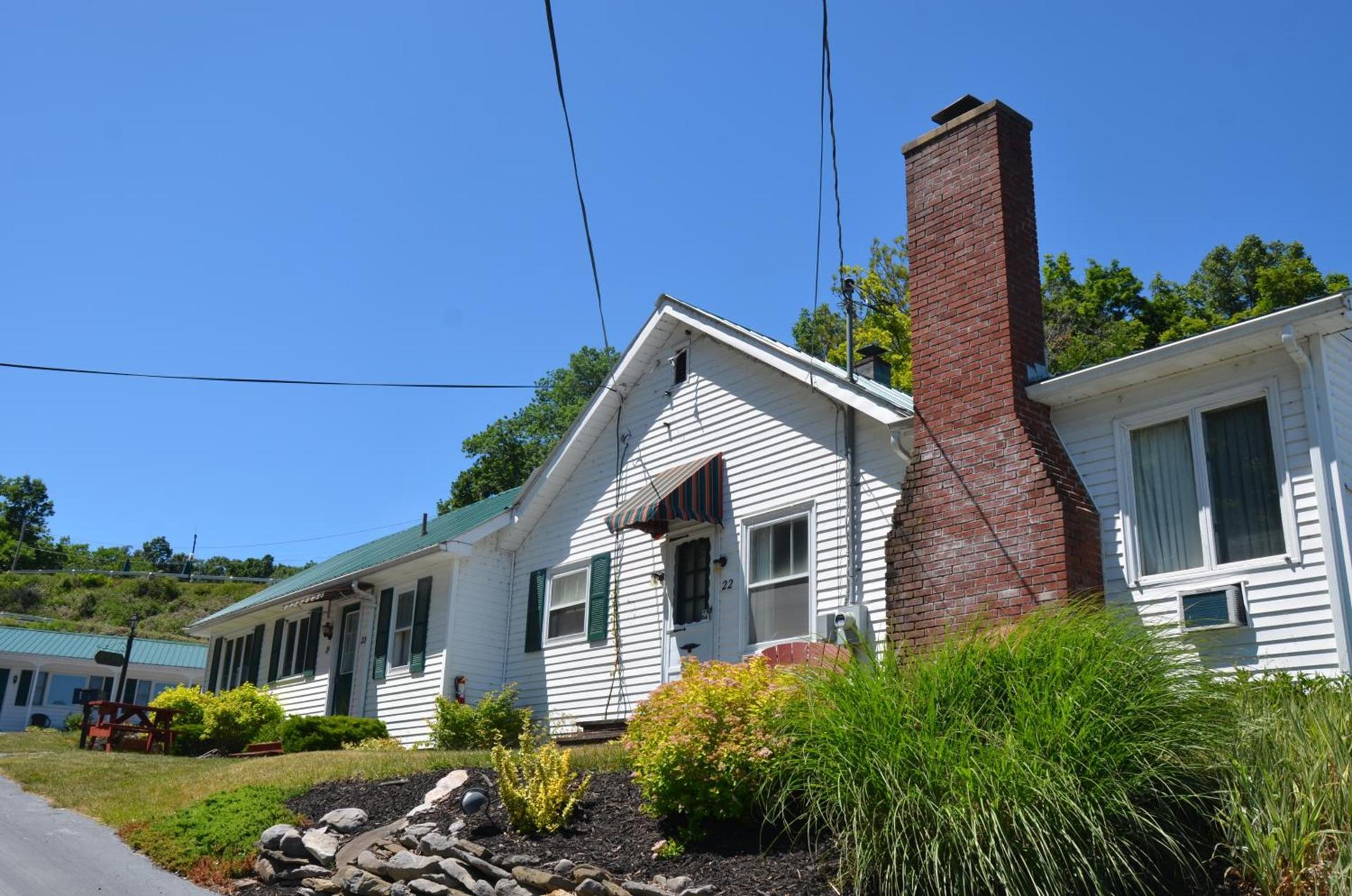 Lake View Motel photo 46