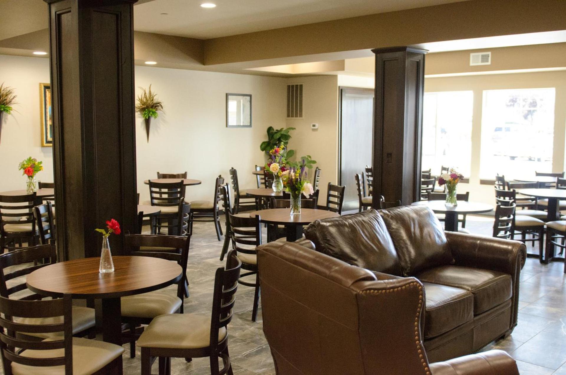 Inn at Moses Lake photo 40