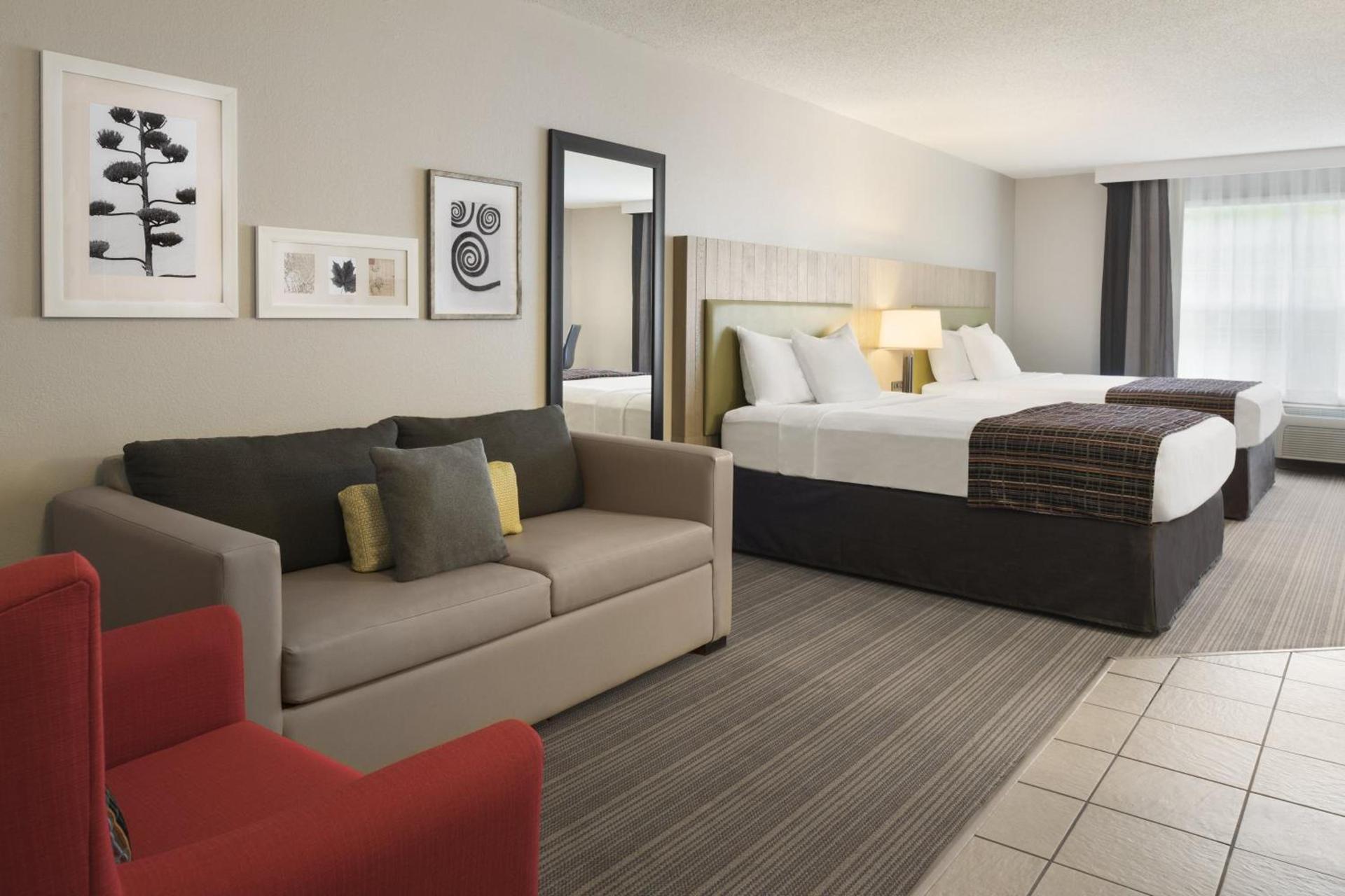Country Inn & Suites by Radisson, Decorah, IA photo 29