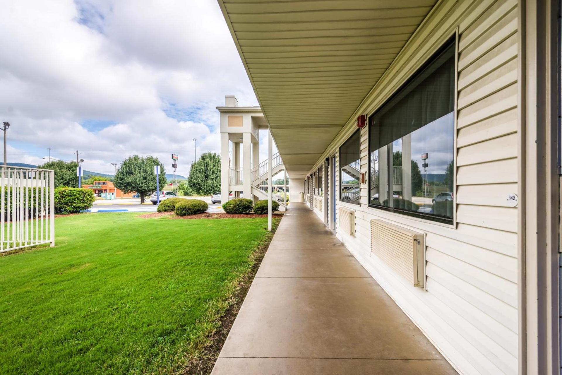 Motel 6-Anniston, AL photo 9
