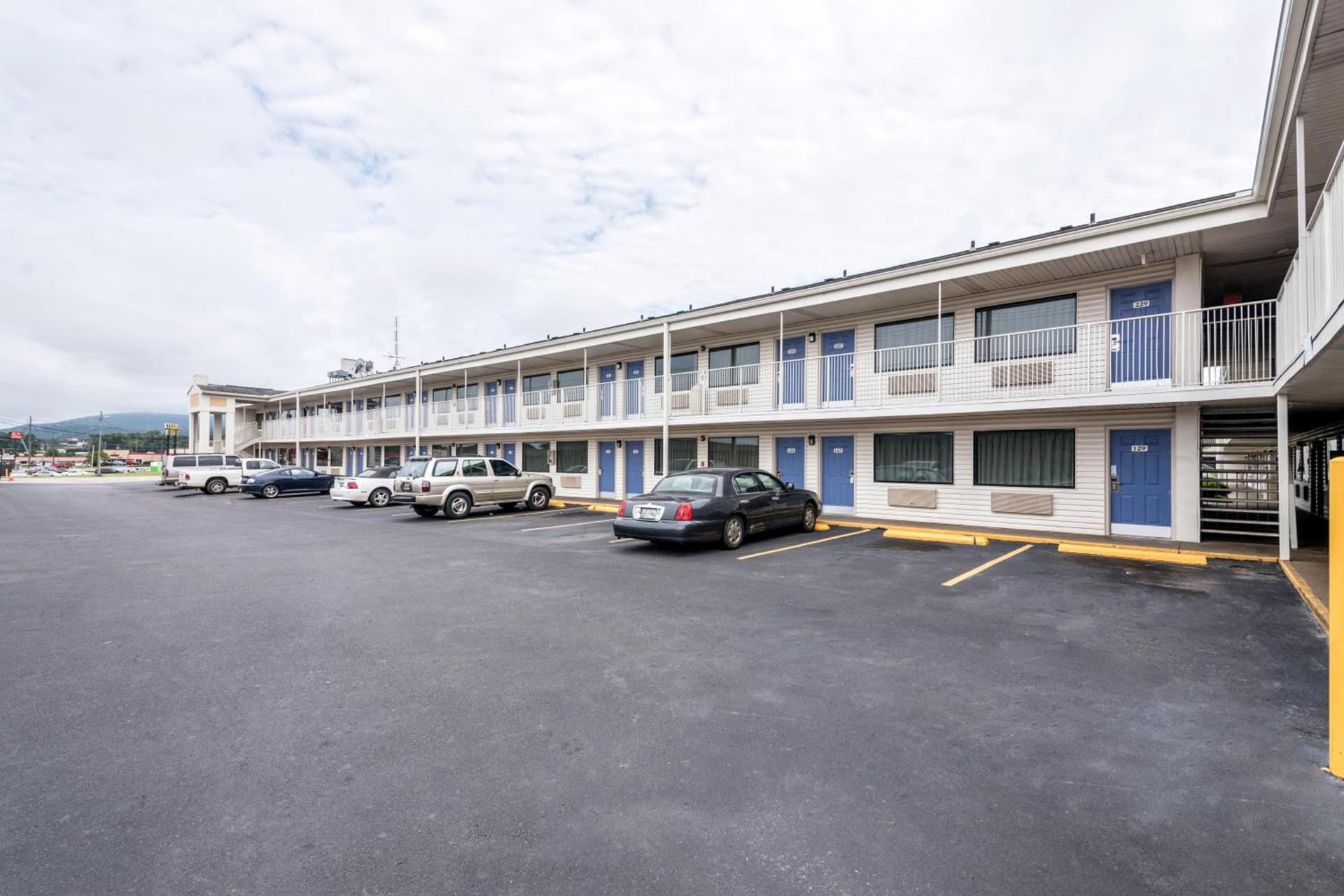 Motel 6-Anniston, AL photo 7