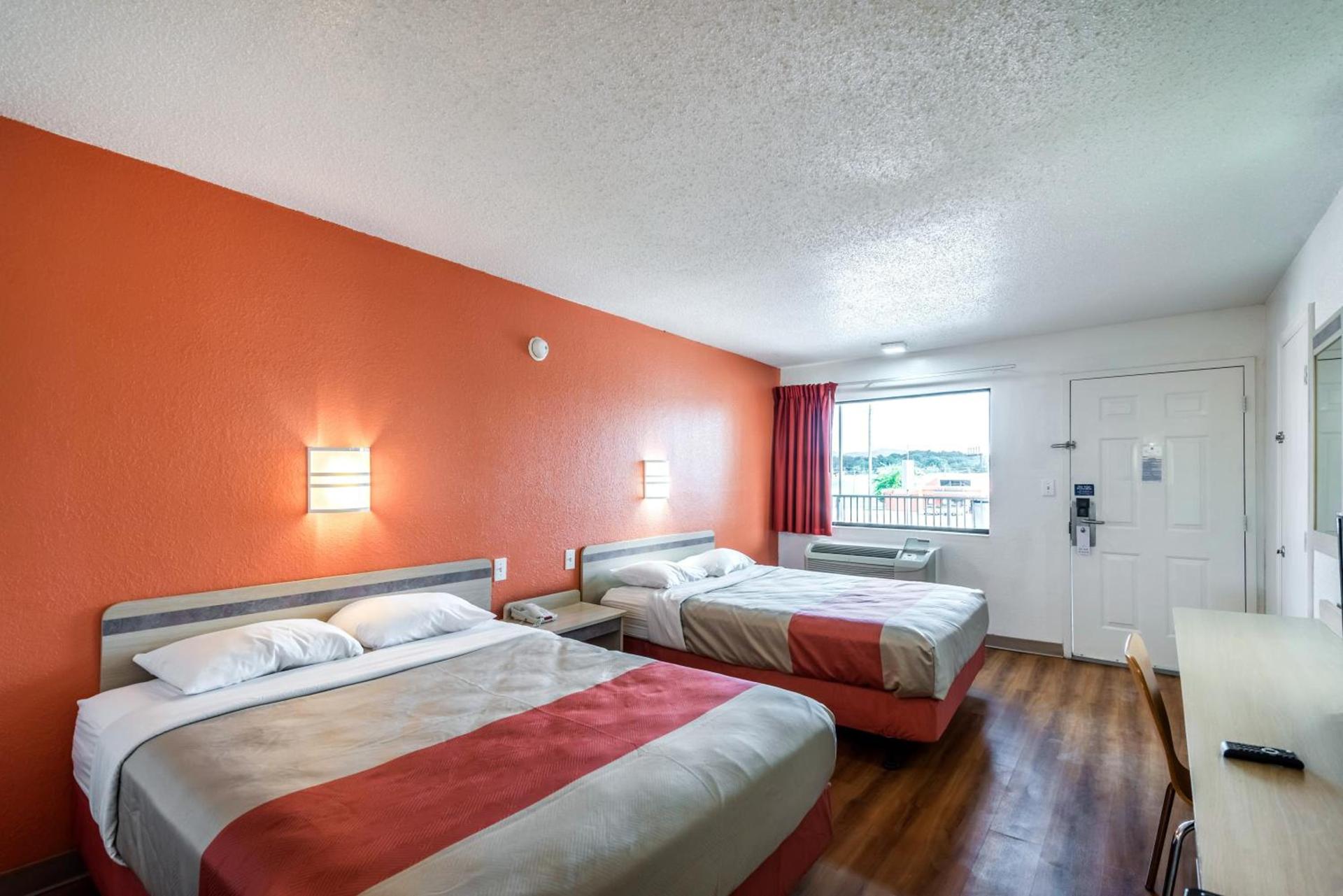 Motel 6-Anniston, AL photo 24