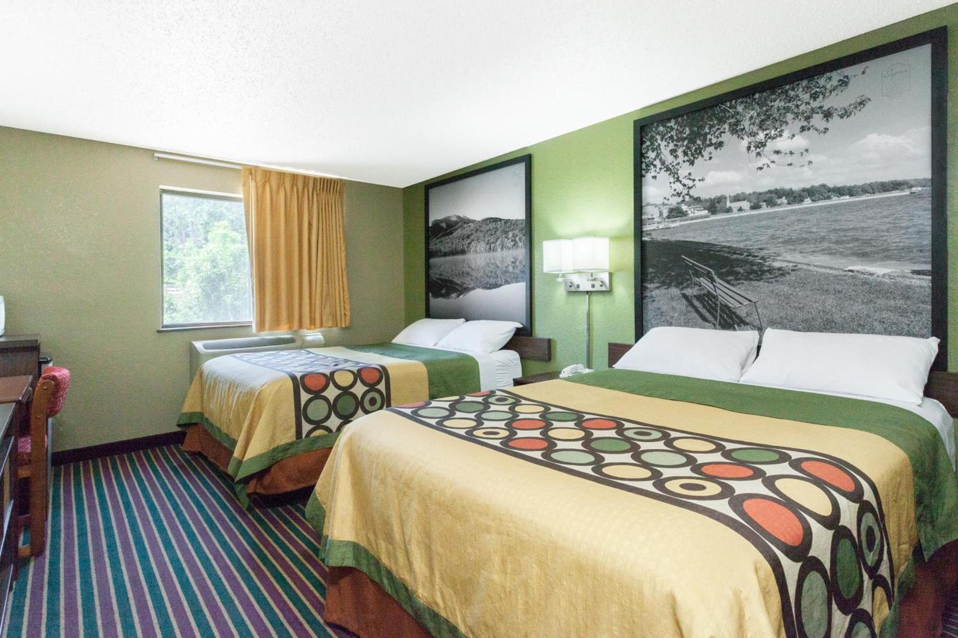 Super 8 by Wyndham Bath Hammondsport Area photo 17