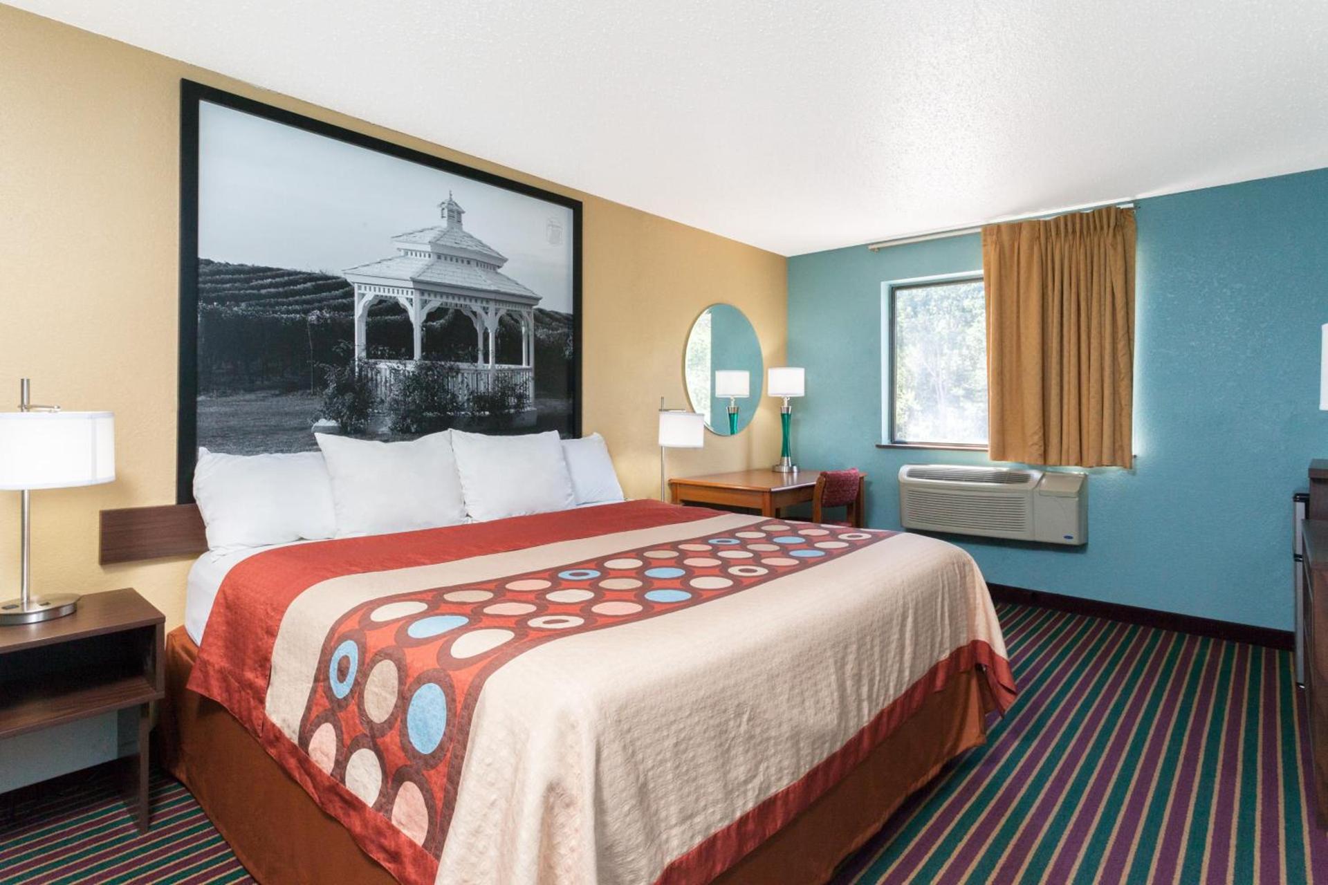 Super 8 by Wyndham Bath Hammondsport Area photo 19