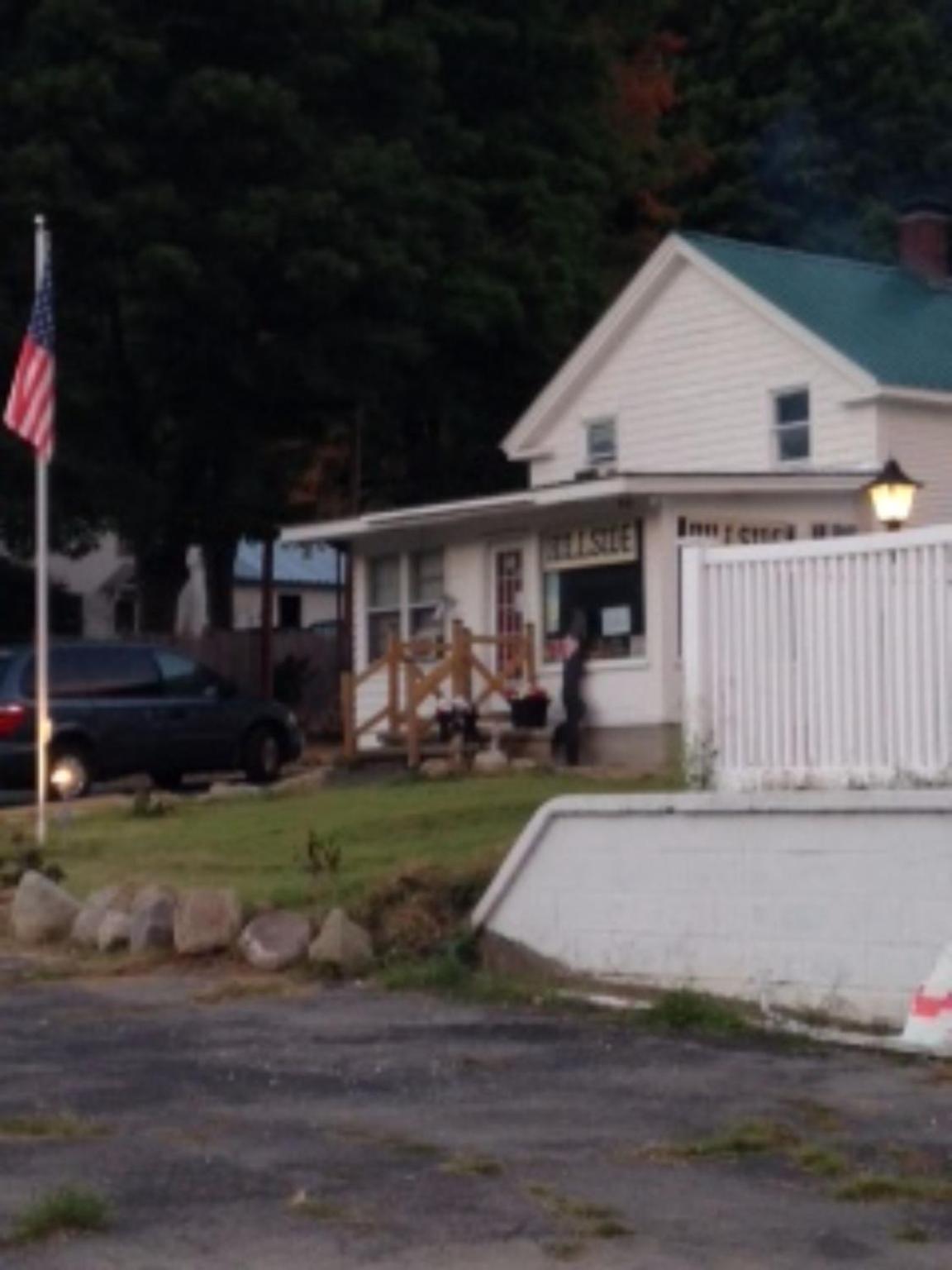 Hillside Motel photo 31