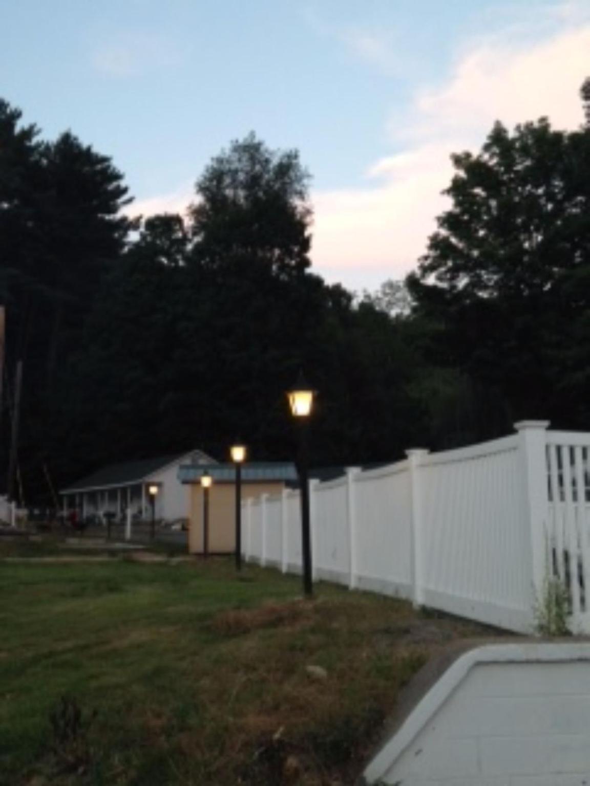 Hillside Motel photo 38