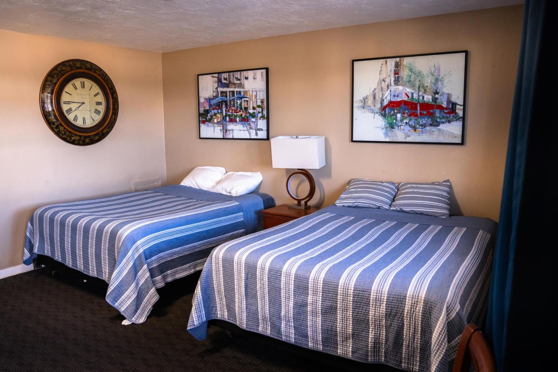 Yellowstone Motel photo 1