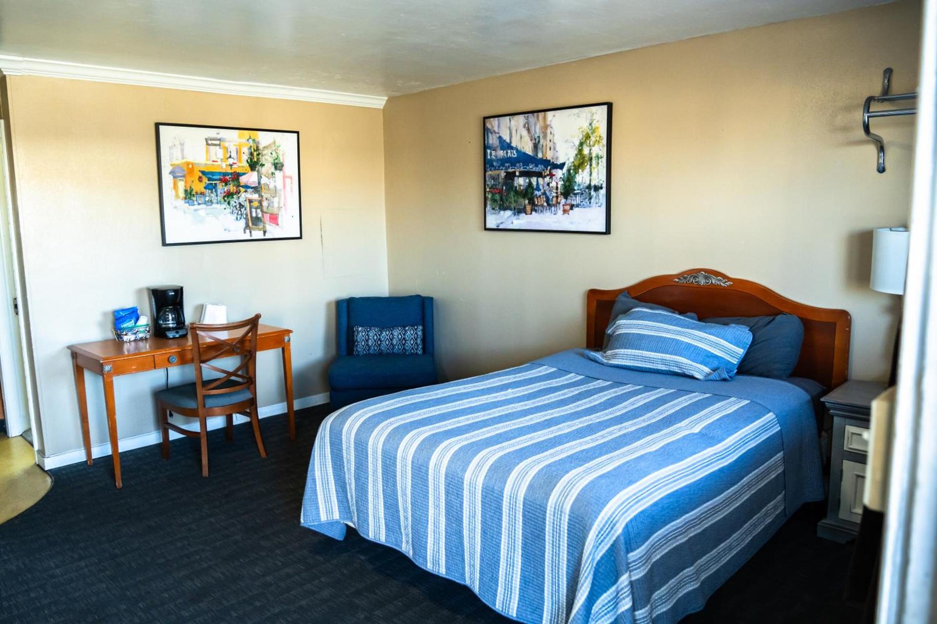 Yellowstone Motel photo 5