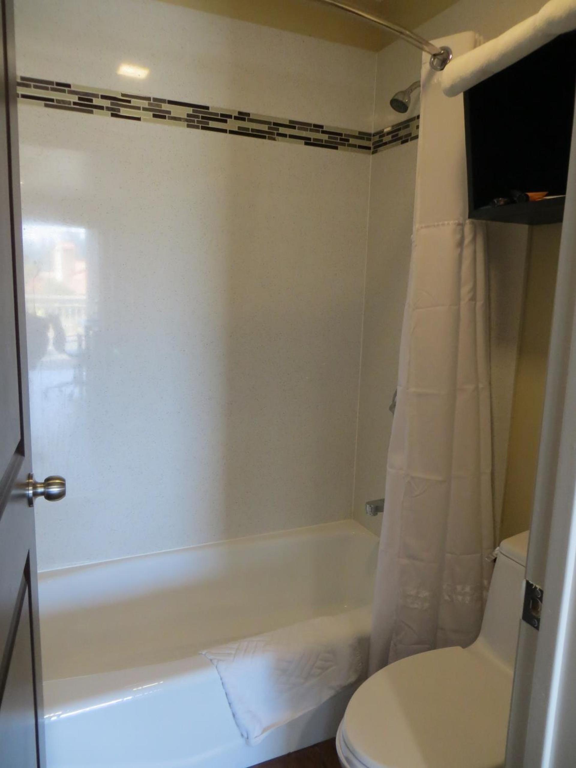 Muir Woods Lodge photo 22