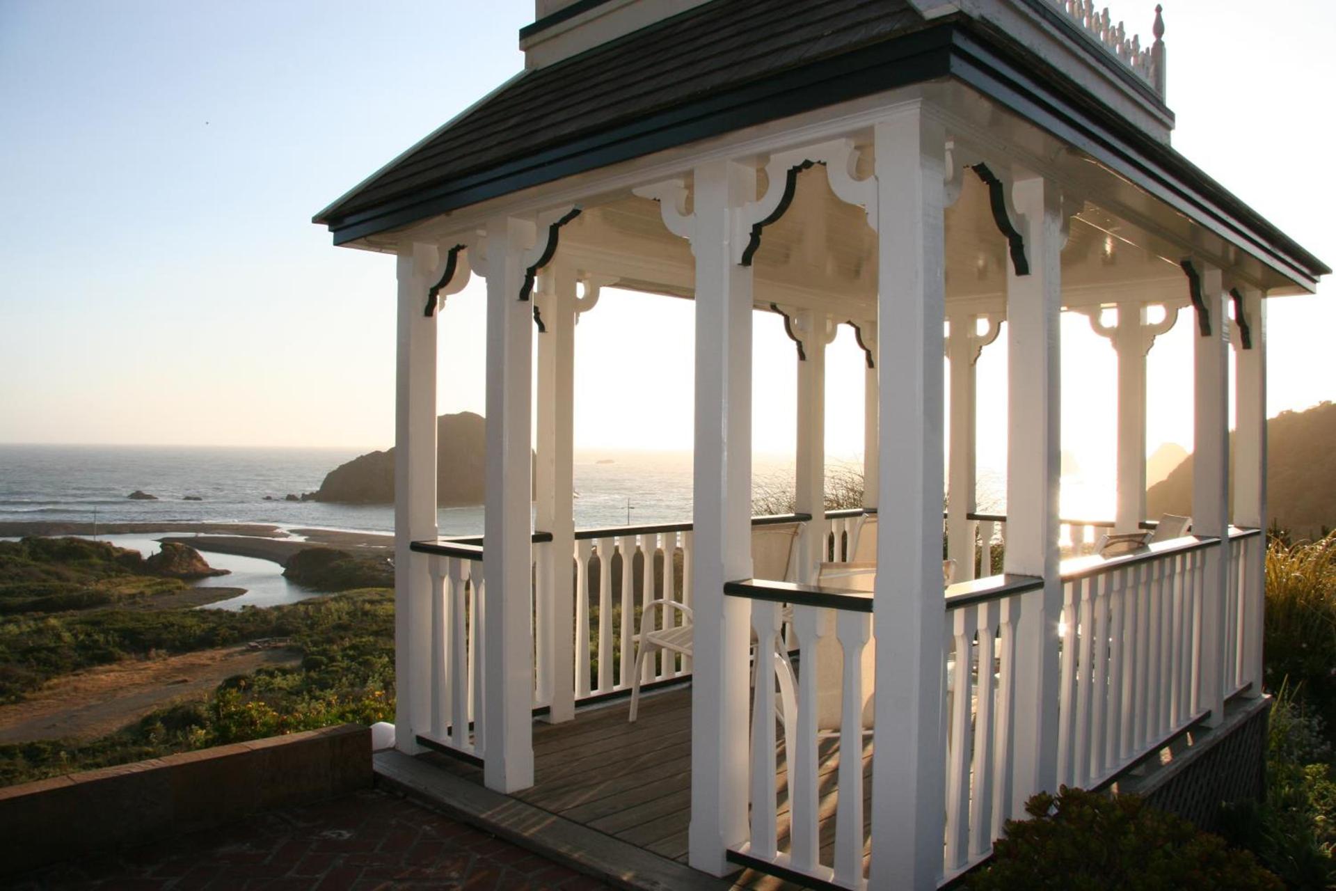 Elk Cove Inn & Spa photo 69