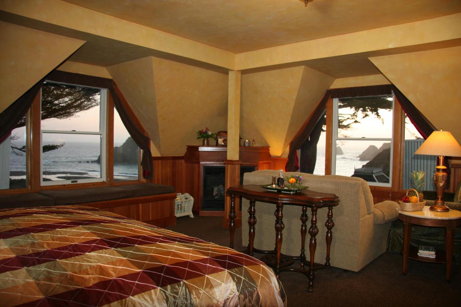 Elk Cove Inn & Spa photo 70