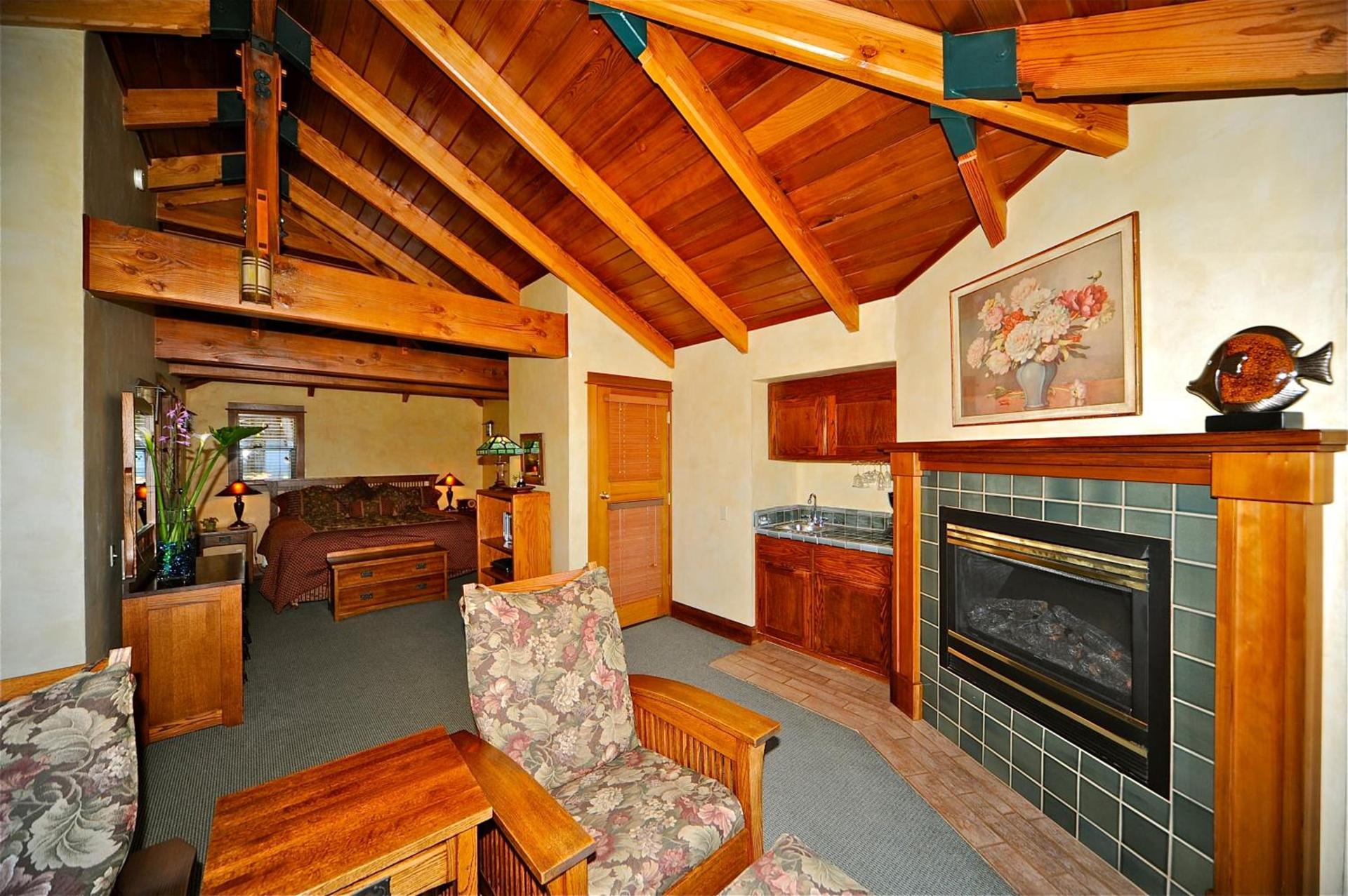 Elk Cove Inn & Spa photo 89