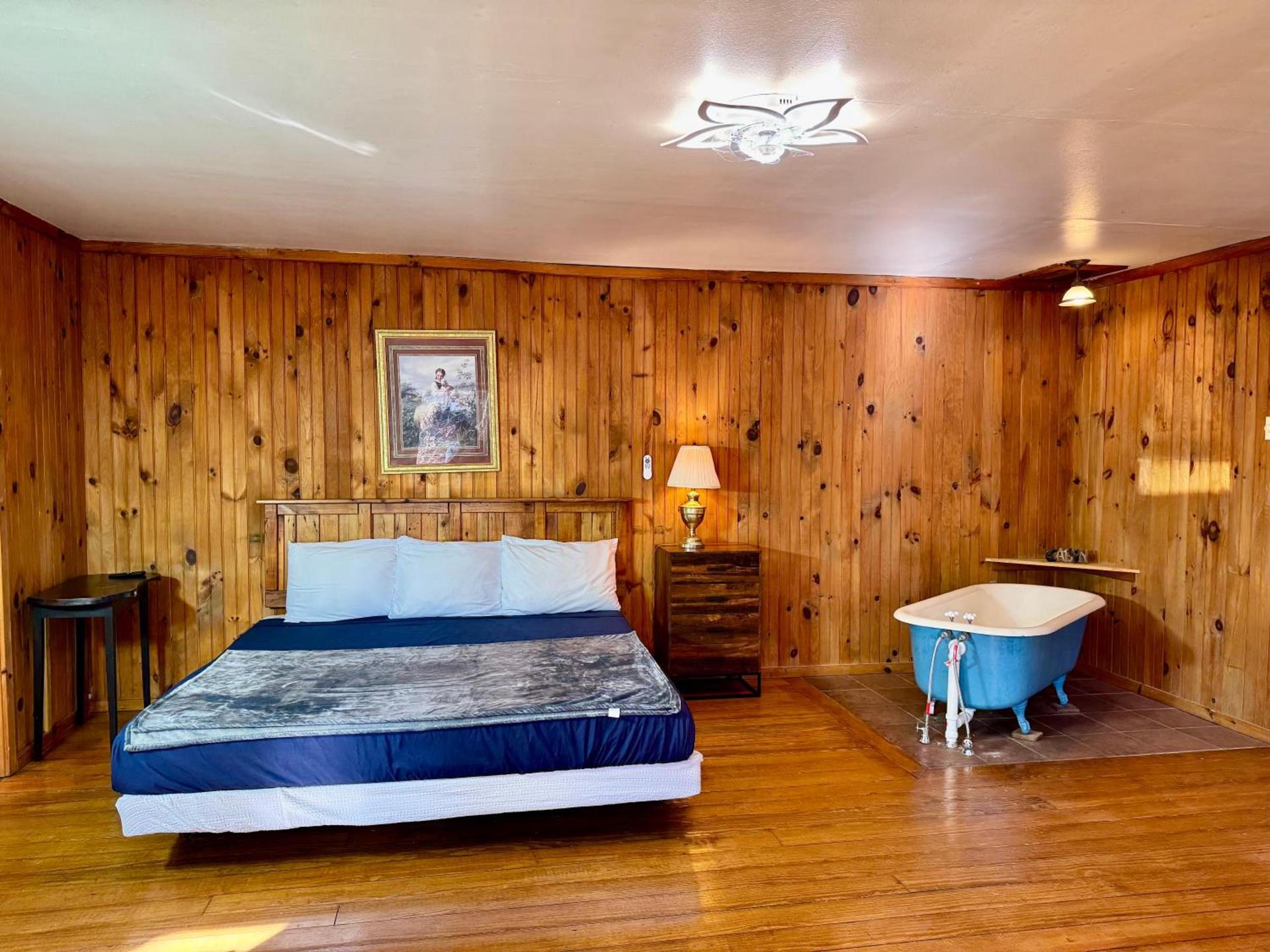 Parkview Lodge & Cabins photo 15