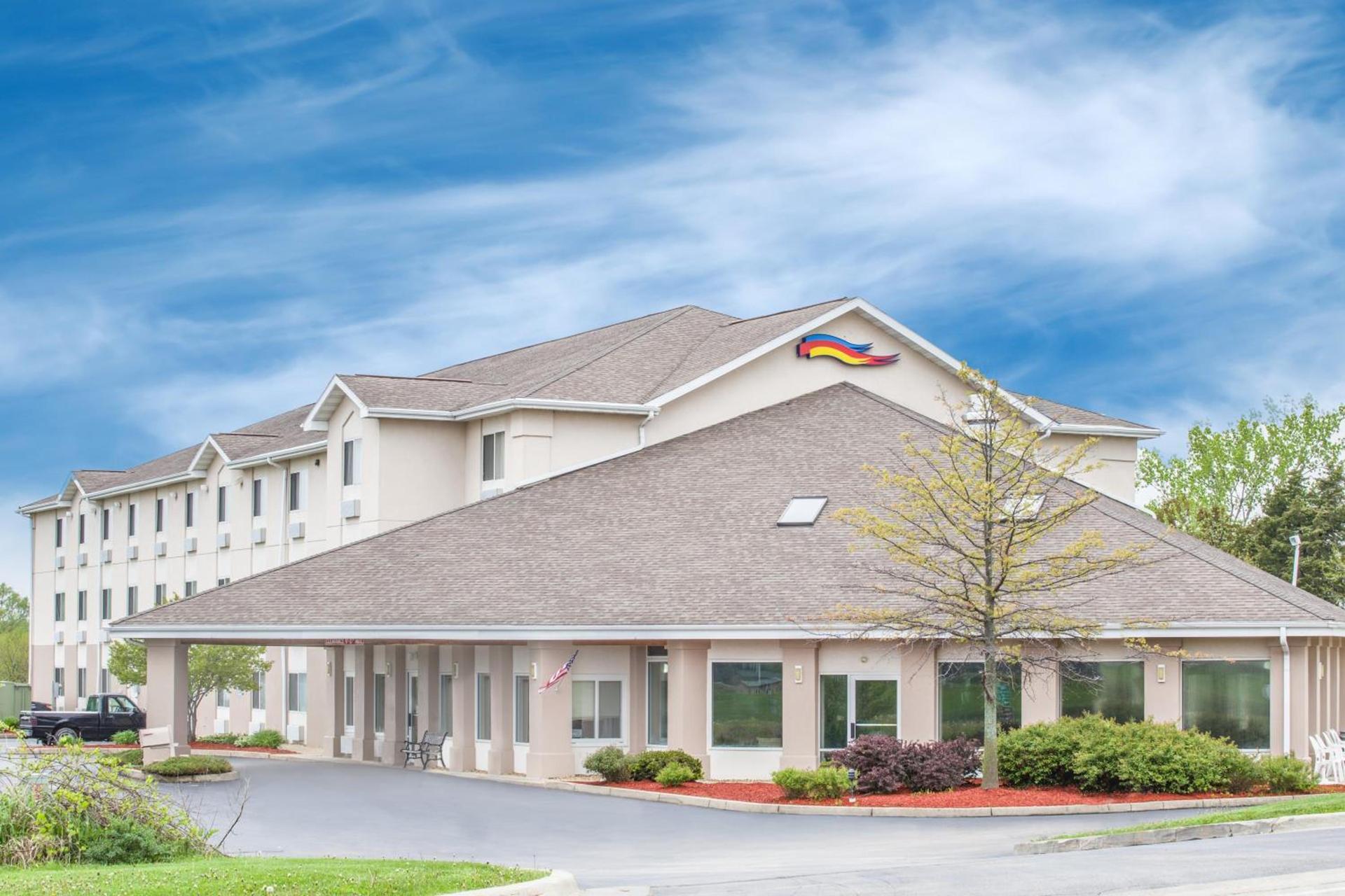 Baymont by Wyndham Freeport photo 18