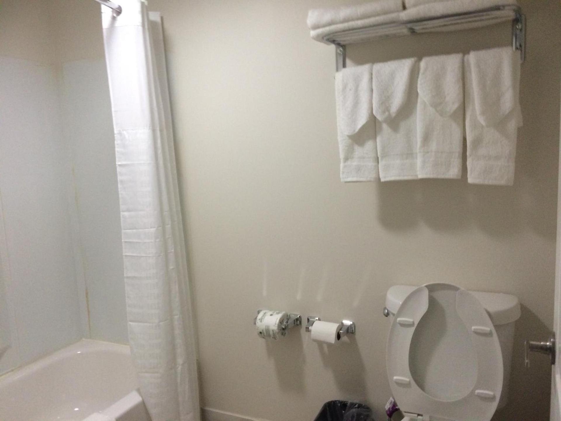Days Inn by Wyndham Hartsfield Jackson Atlanta Airport West photo 50