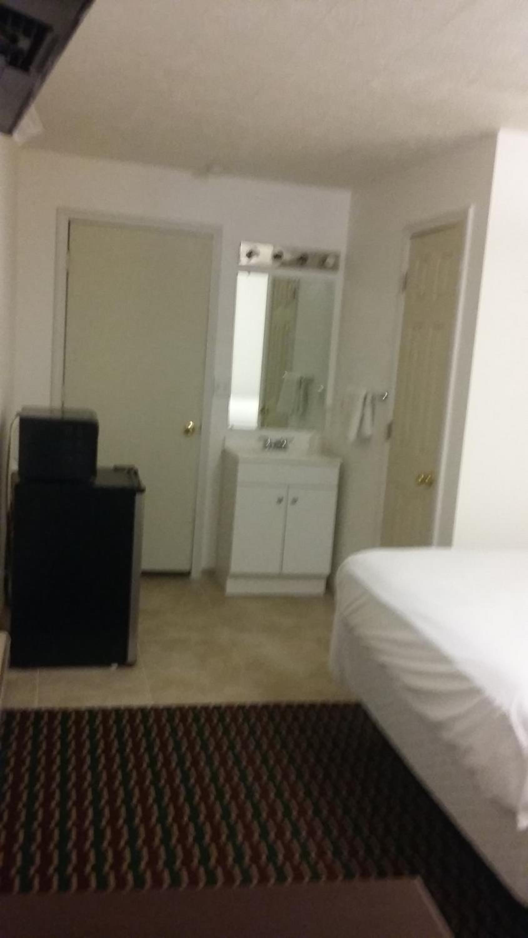 Super 54 Inn photo 24