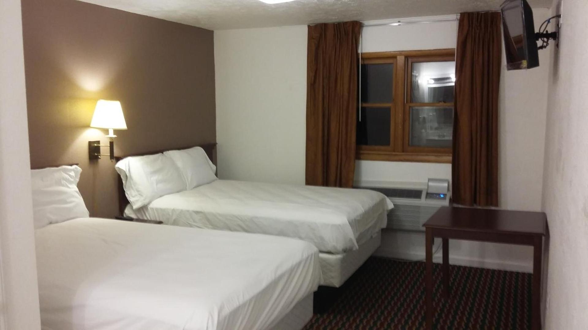 Super 54 Inn photo 17