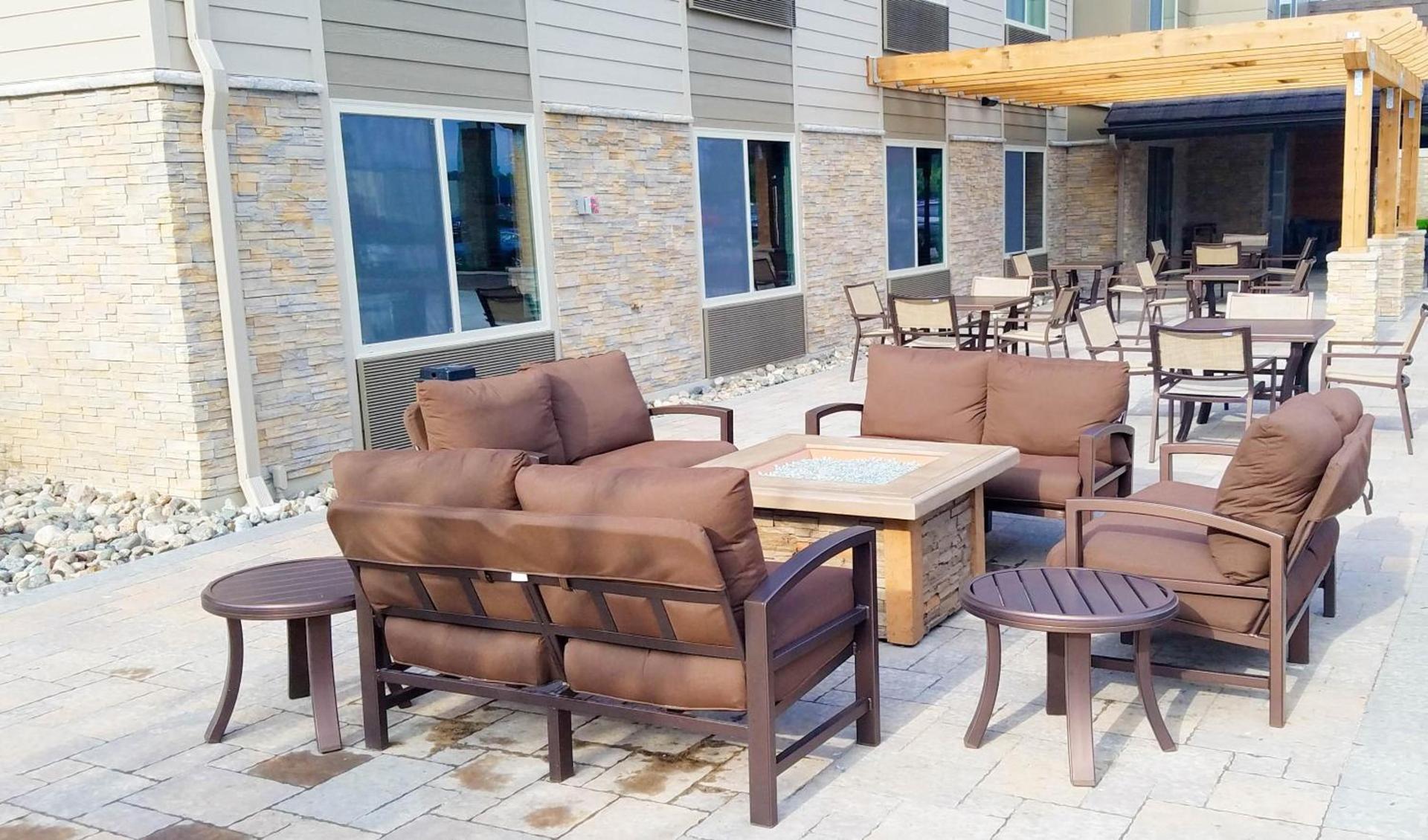 Country Inn & Suites by Radisson, St Cloud West, MN photo 33