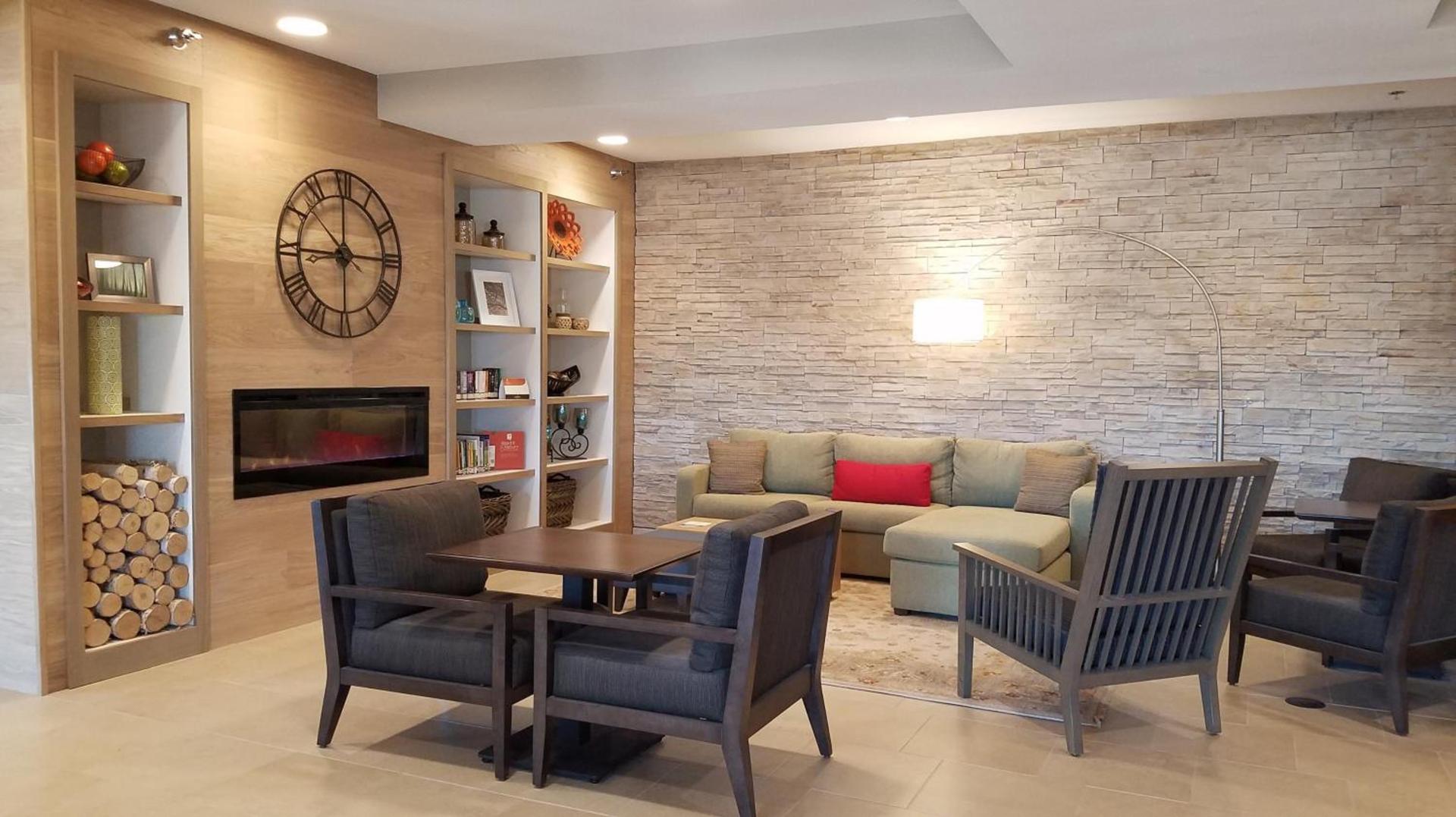 Country Inn & Suites by Radisson, St Cloud West, MN photo 22