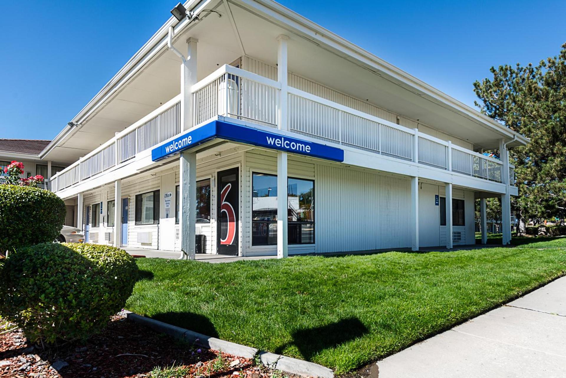 Motel 6-Sparks, NV - Airport - Sparks photo 35