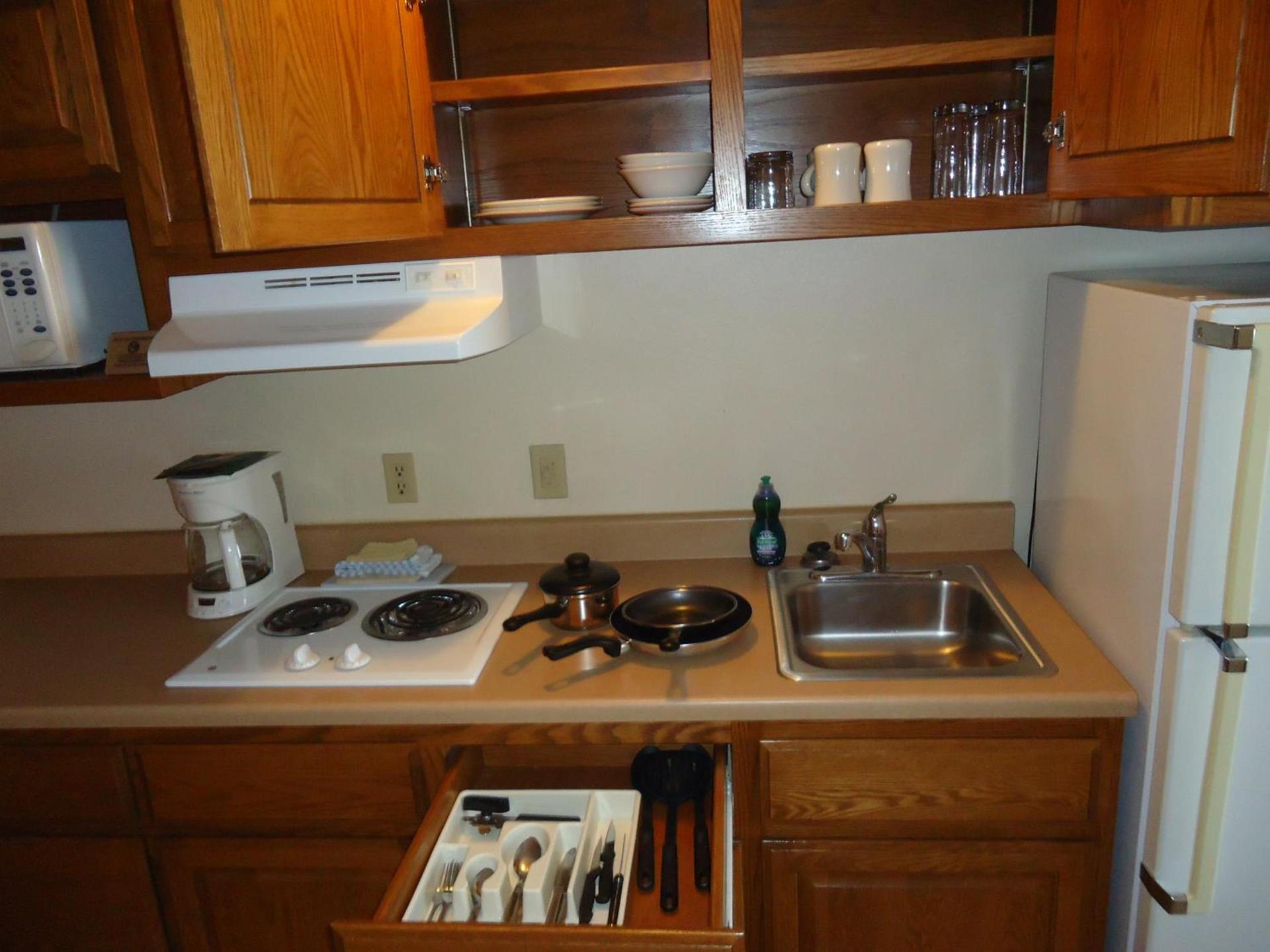 TownHouse Extended Stay Hotel Downtown photo 32