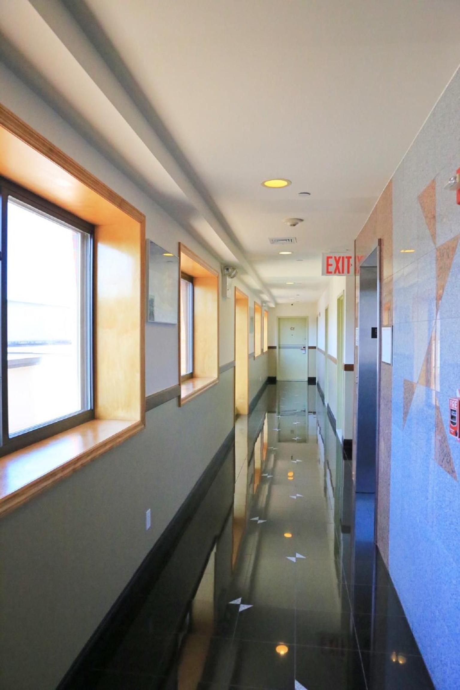 Phoenix Hotel Brooklyn Sunset Park photo 26
