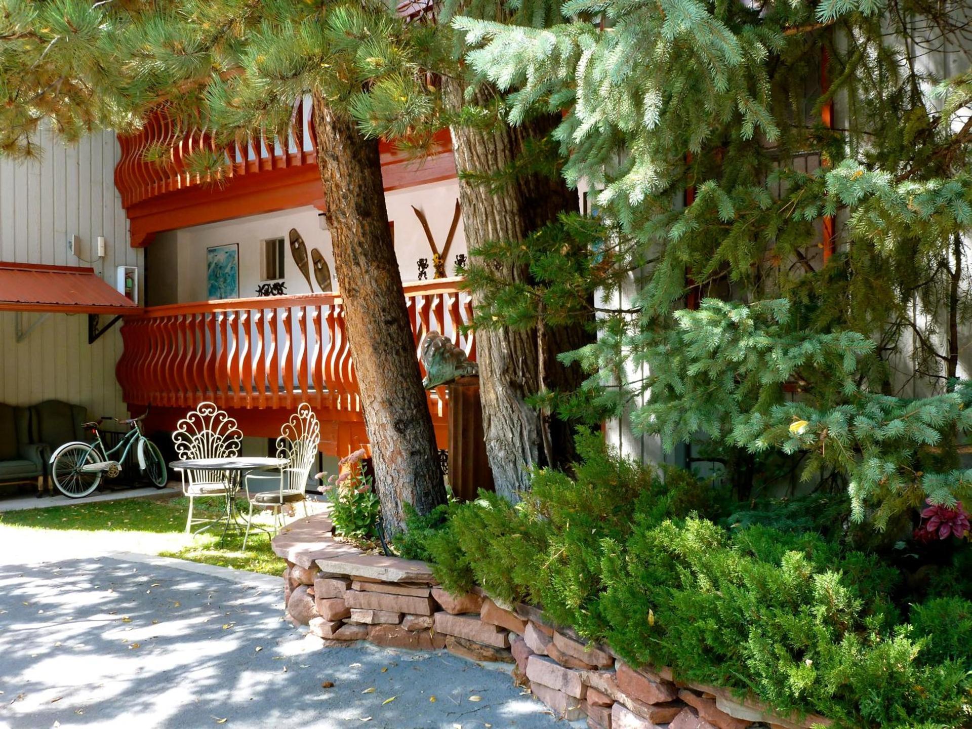 Tyrolean Lodge photo 72