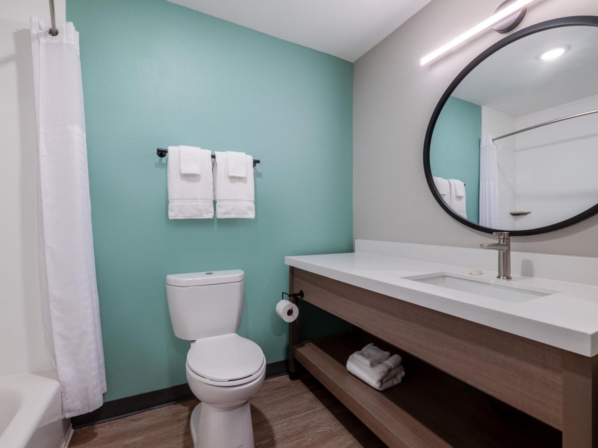 ECHO Suties Extended Stay by Wyndham Austin Round Rock photo 35