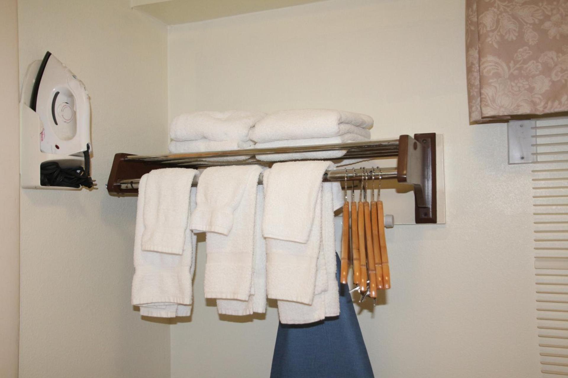 Bedford Plaza Hotel - Boston photo 22