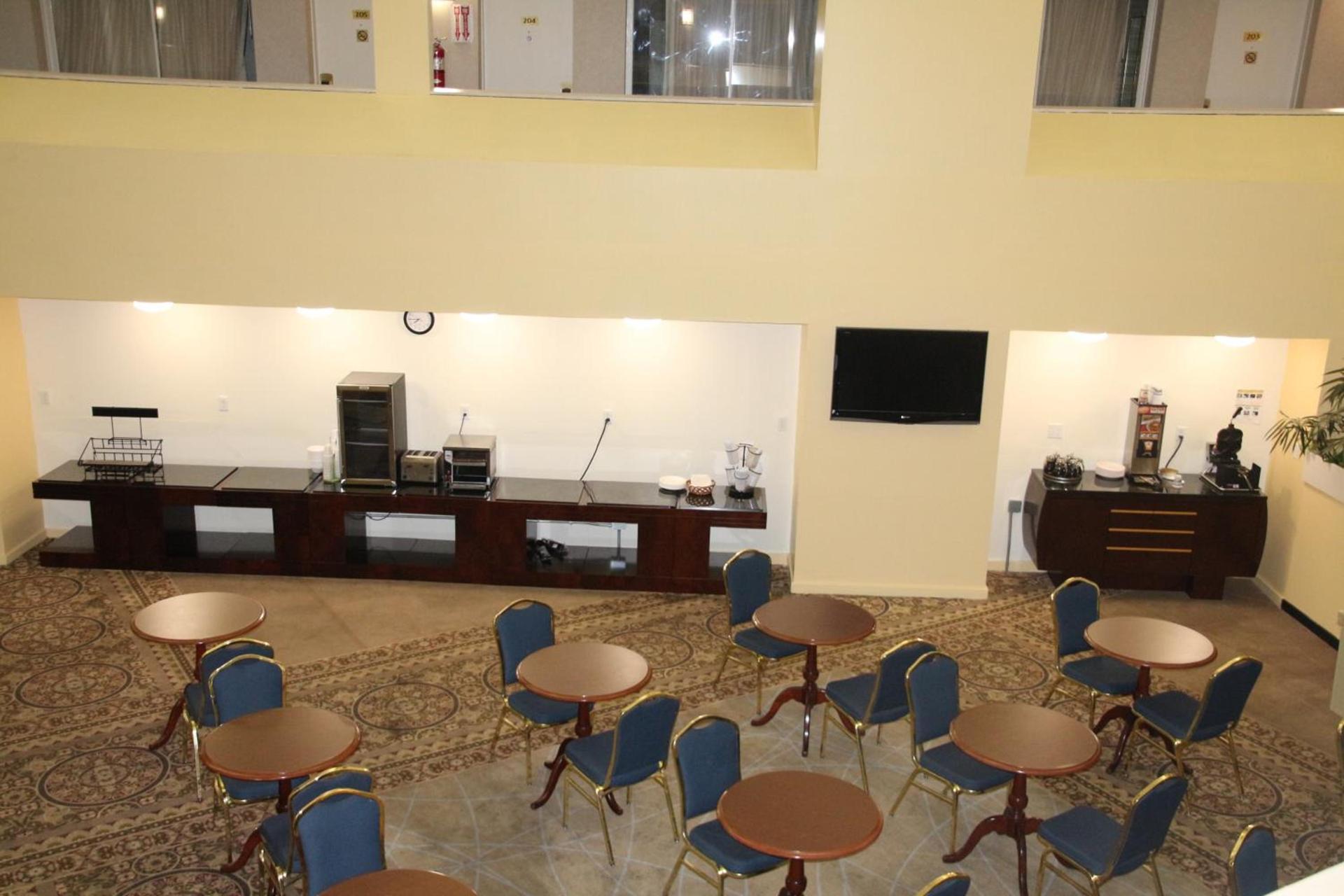 Bedford Plaza Hotel - Boston photo 23