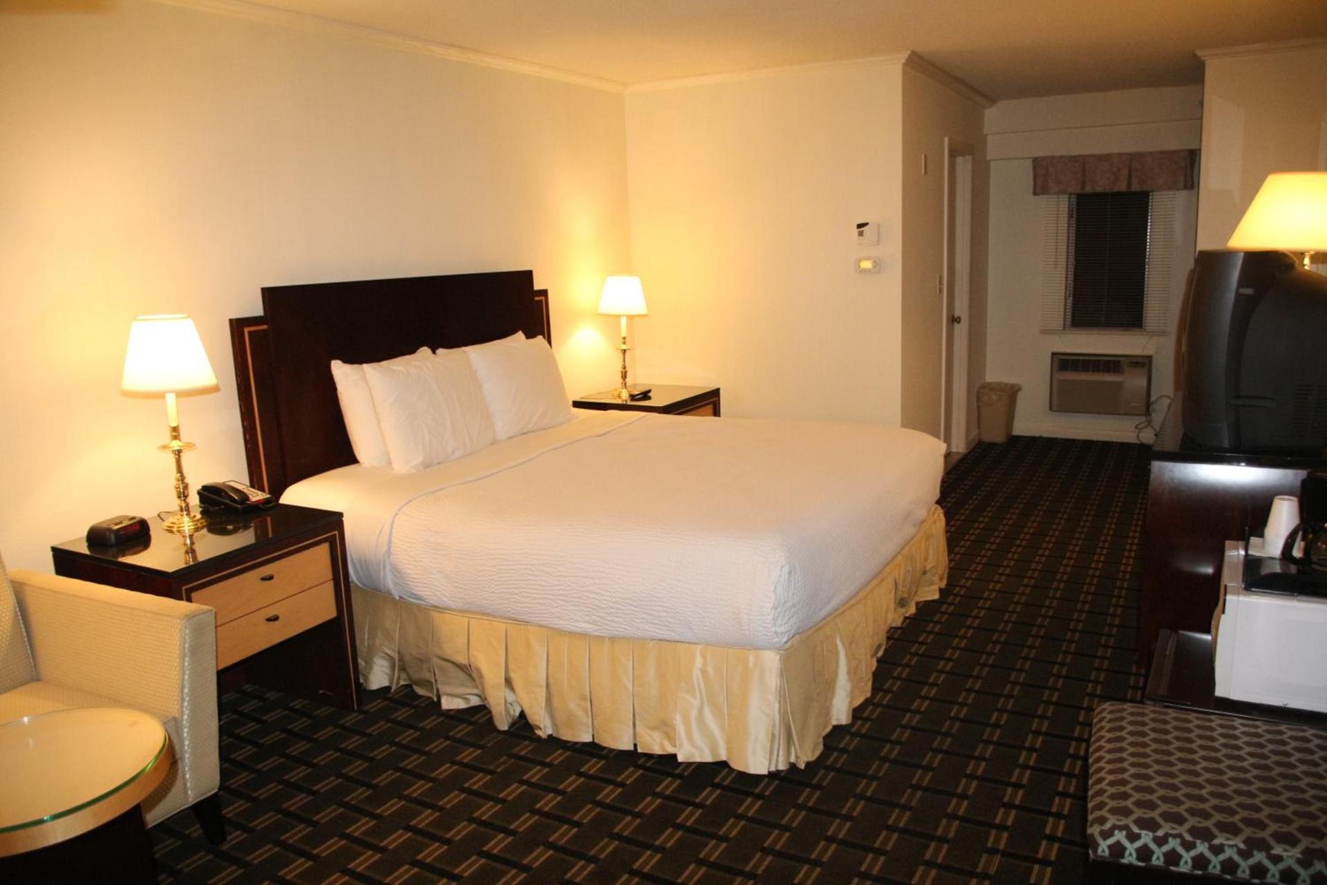 Bedford Plaza Hotel - Boston photo 45