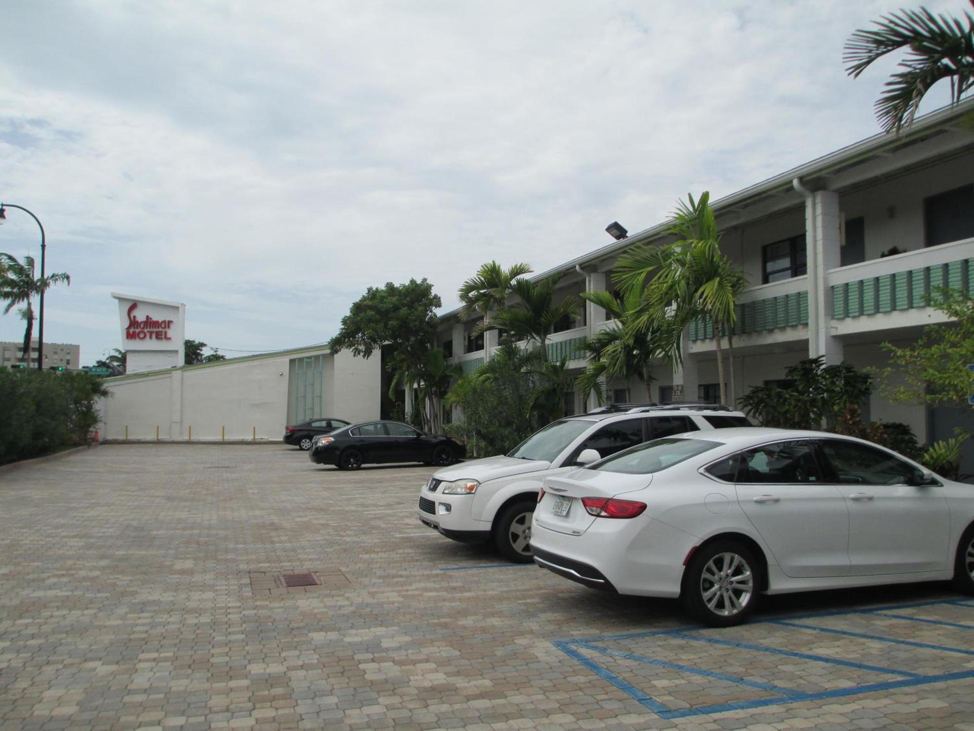 Shalimar Motel photo 28