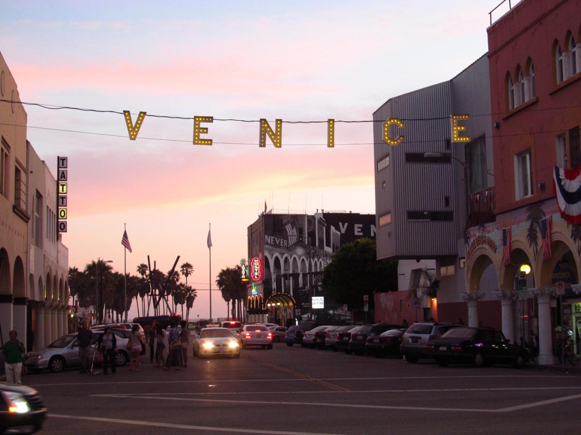 Venice Beach Hostel photo 29