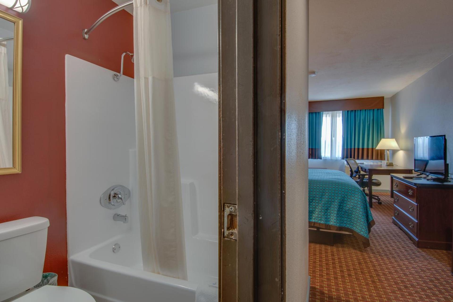 Vagabond Inn Executive Hayward photo 21