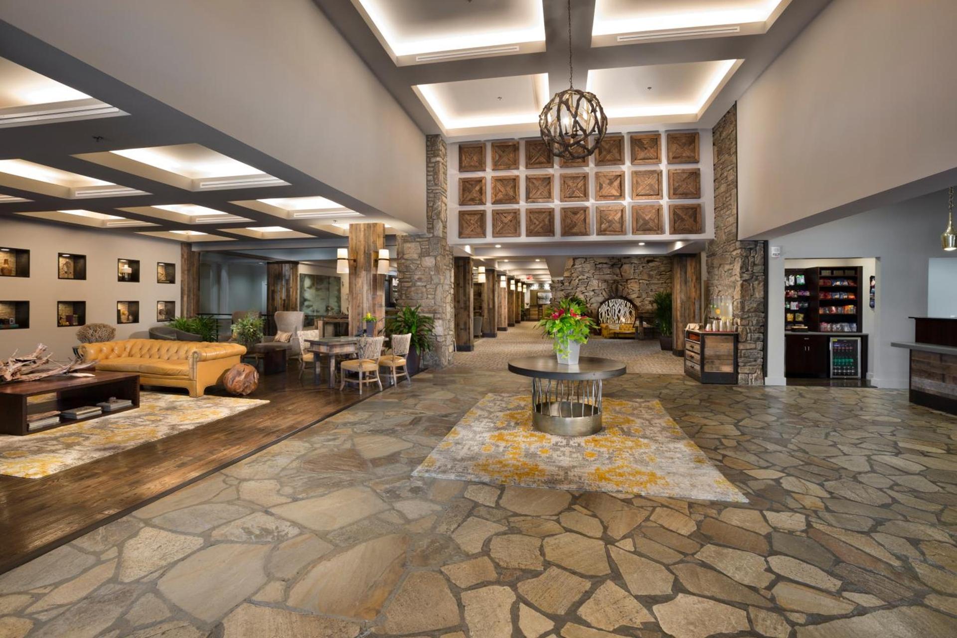 Crowne Plaza Resort Asheville by IHG photo 72