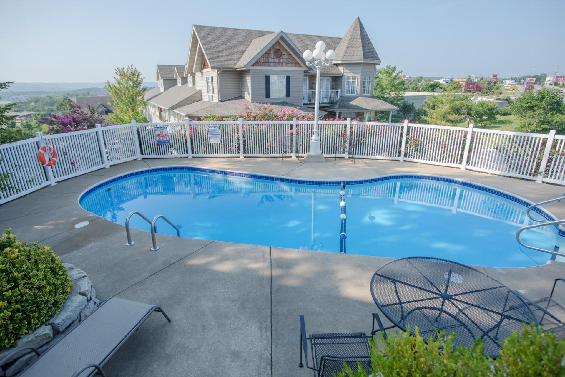 Gazebo Inn photo 34