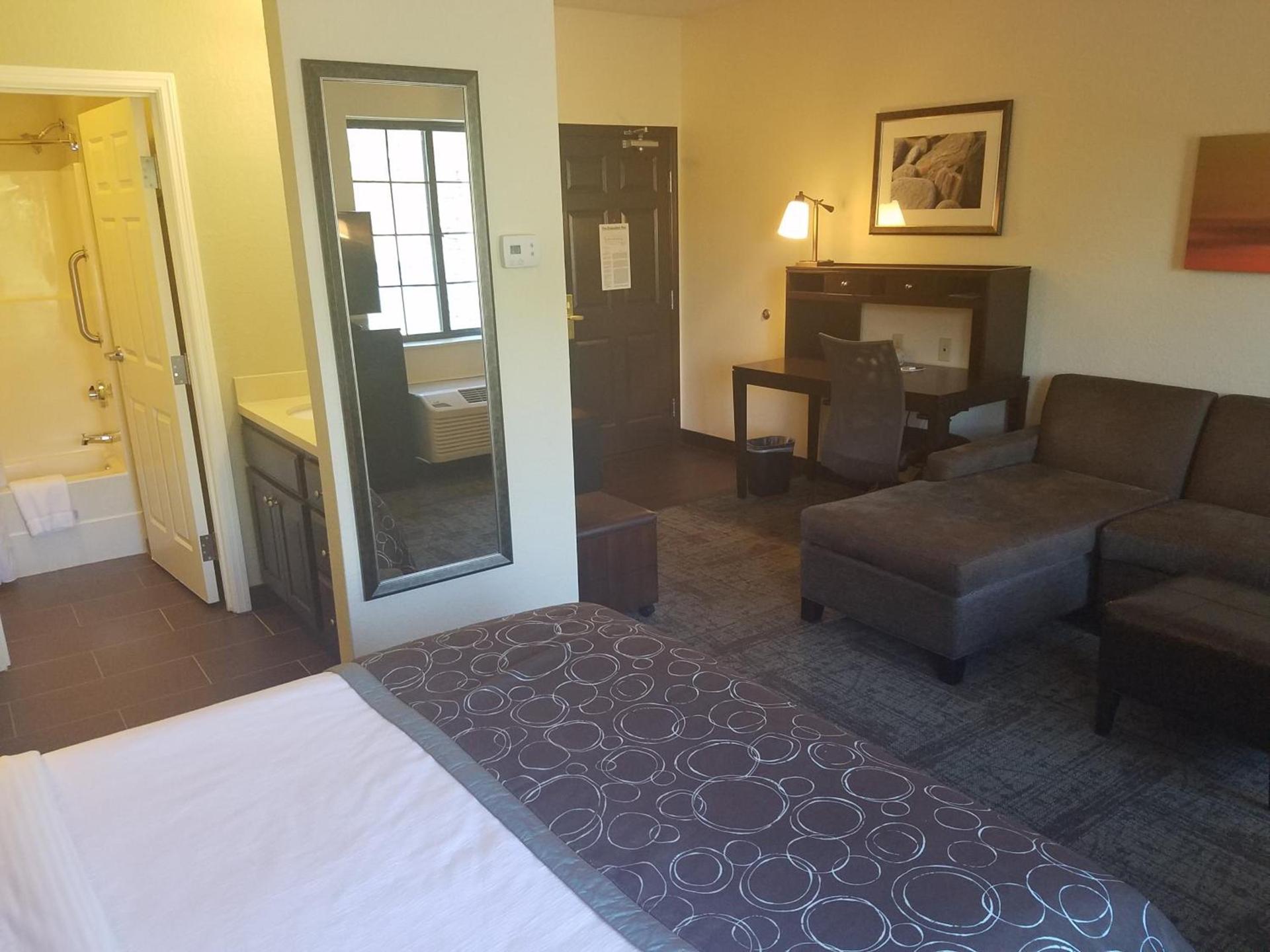 Staybridge Suites - Cincinnati North by IHG photo 9