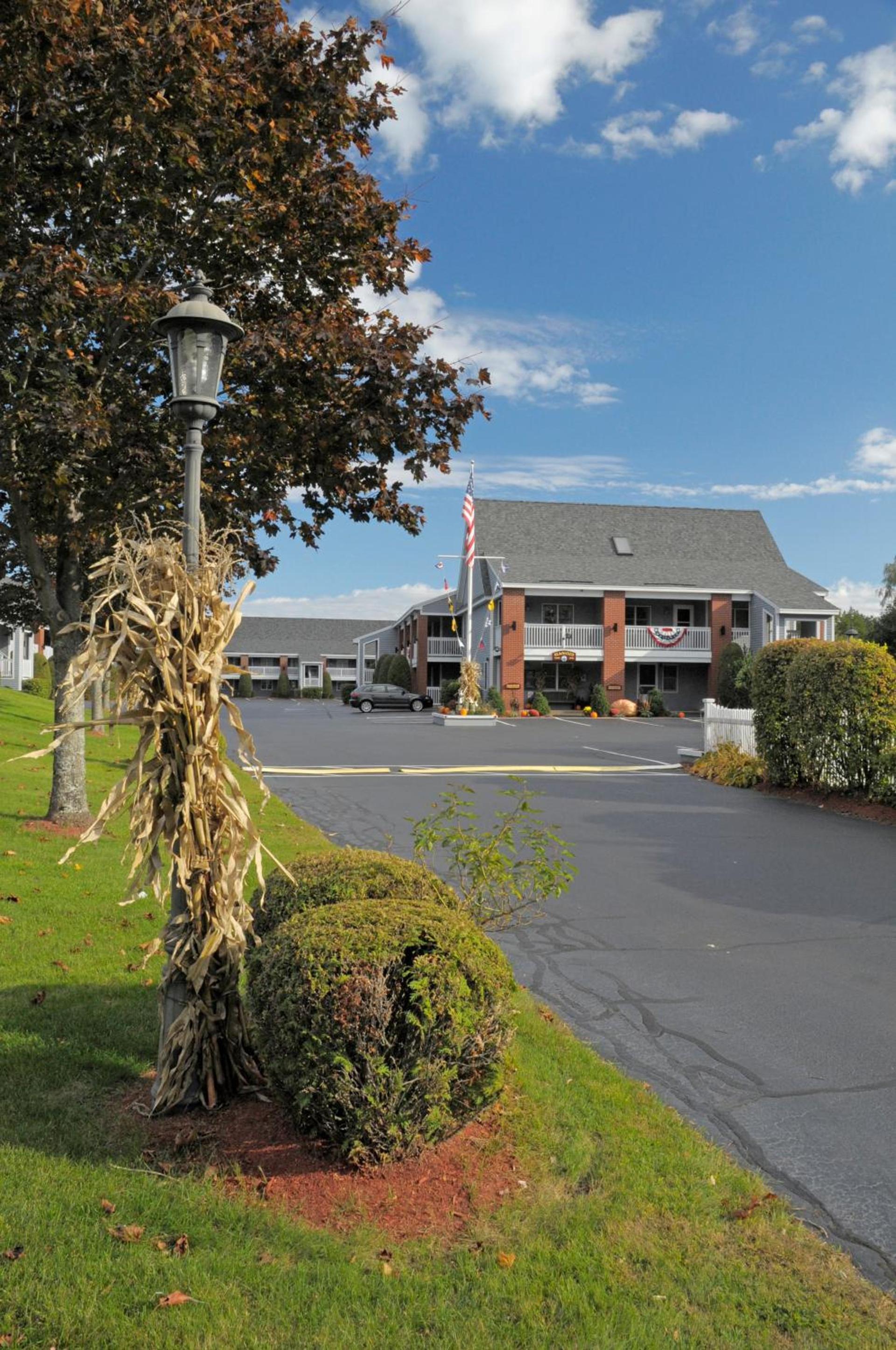 Elmwood Resort Hotel — hotel in Wells