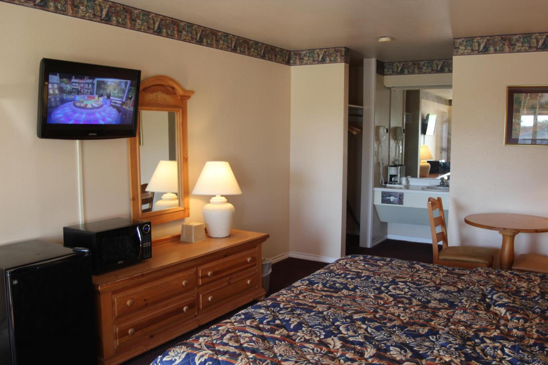 Lakeside inn & suites by OYO Mathis I 37 photo 15